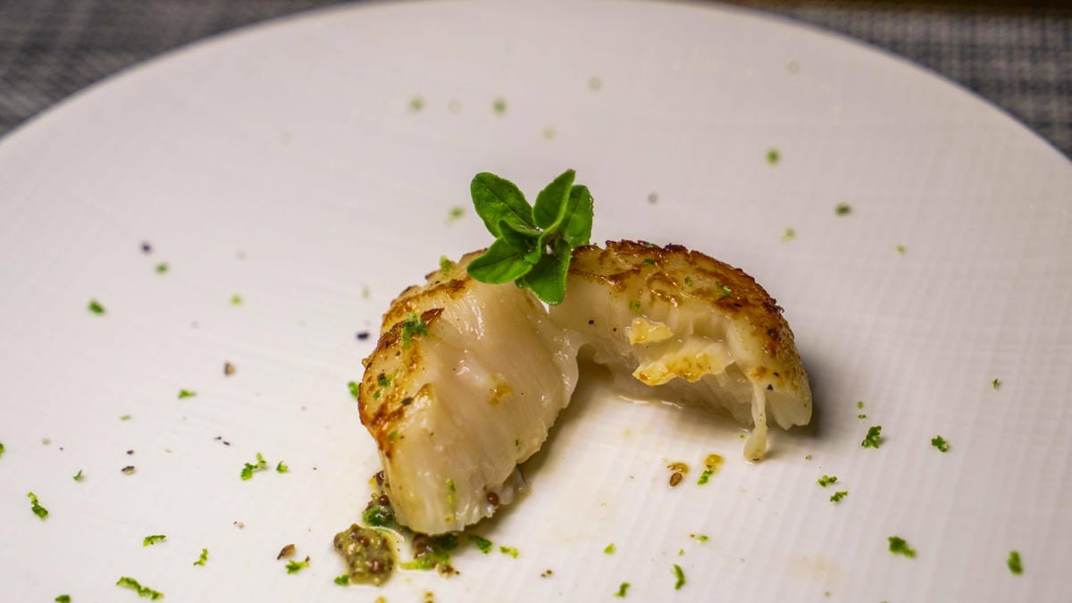 A7_05895.jpg A7_05895.jpg