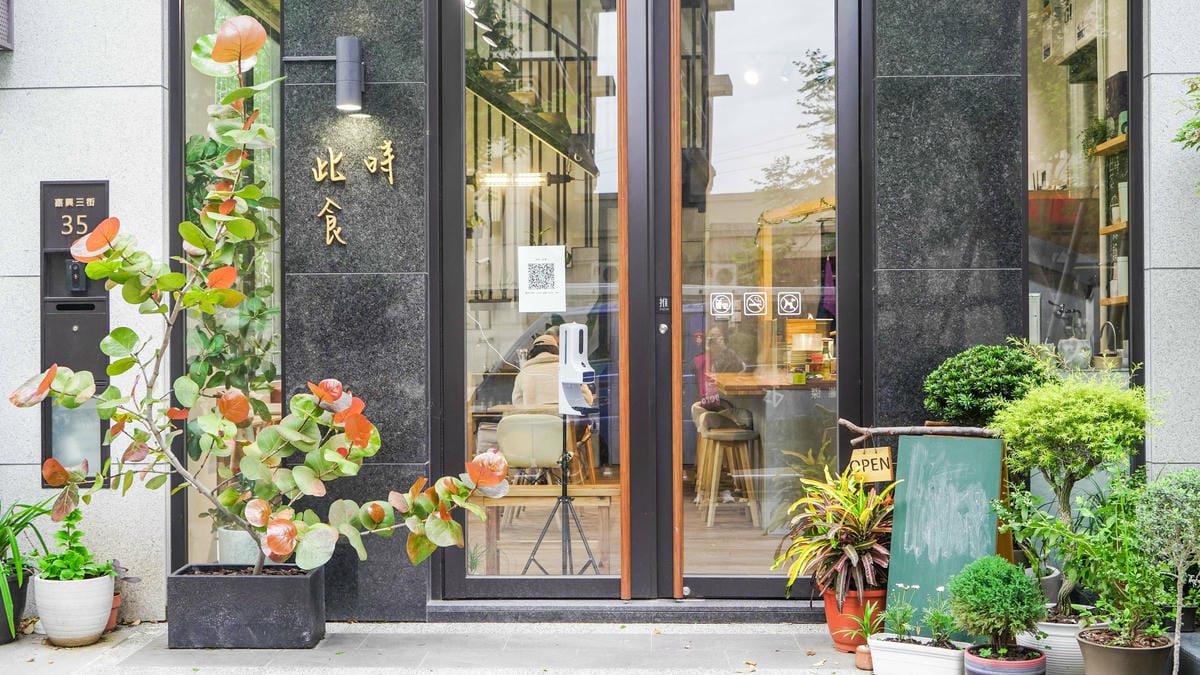 A7_06569.jpg A7_06569.jpg