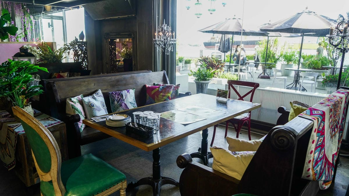 A7_09944.jpg A7_09944.jpg