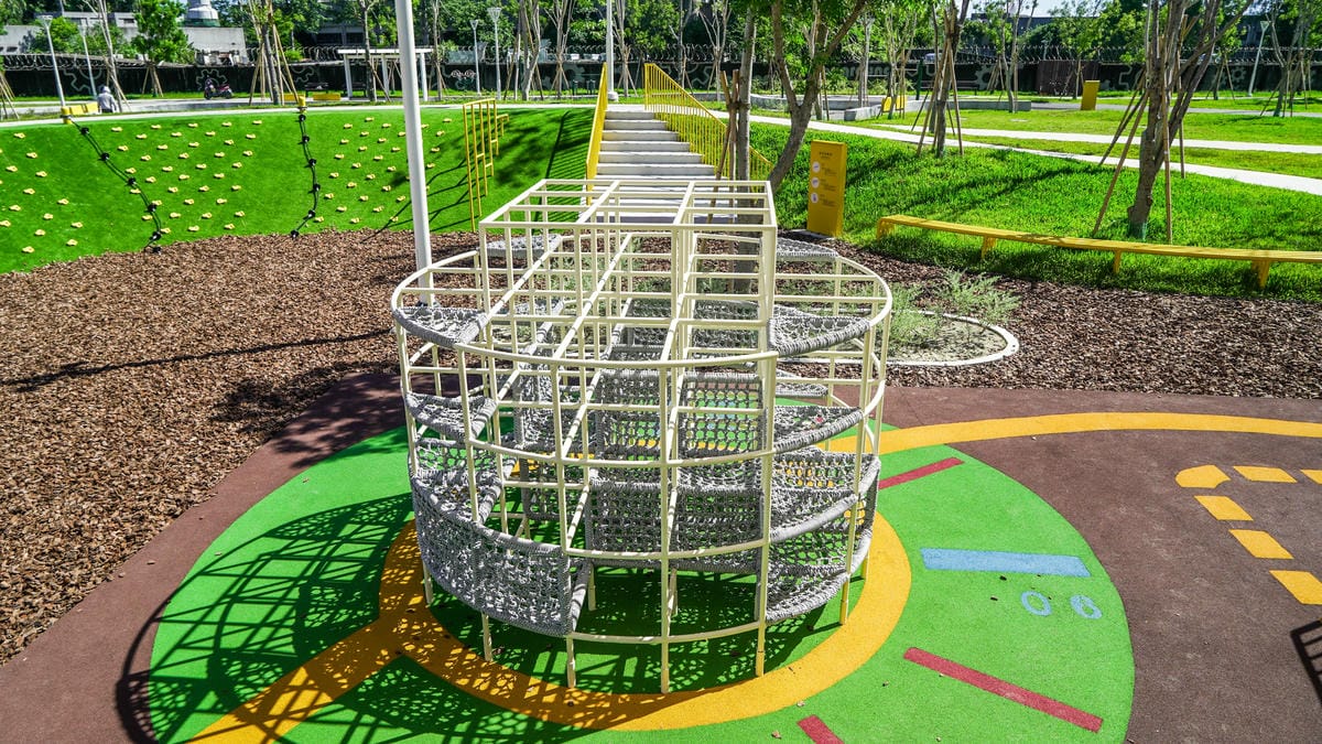 A7_03346.jpg A7_03346.jpg