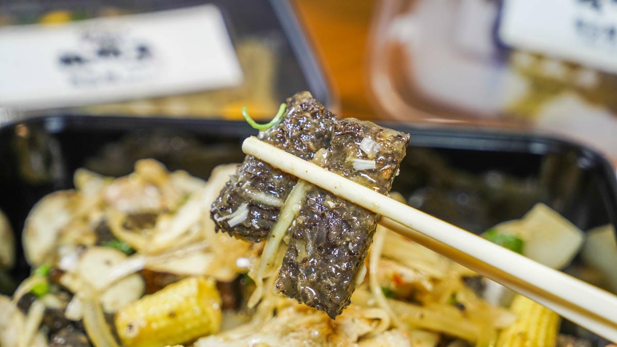 A7_05359.jpg A7_05359.jpg