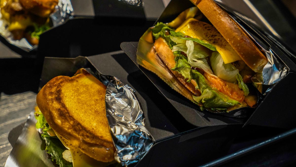 A7_08151.jpg A7_08151.jpg