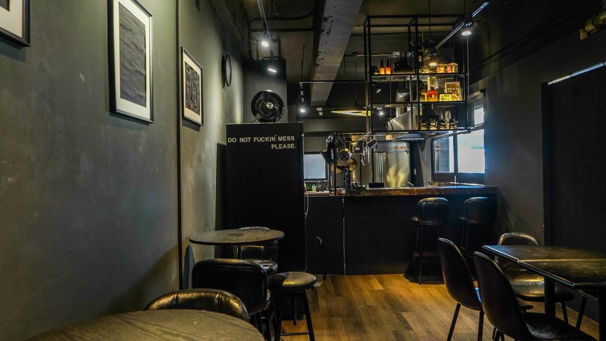 A7_08099.jpg A7_08099.jpg