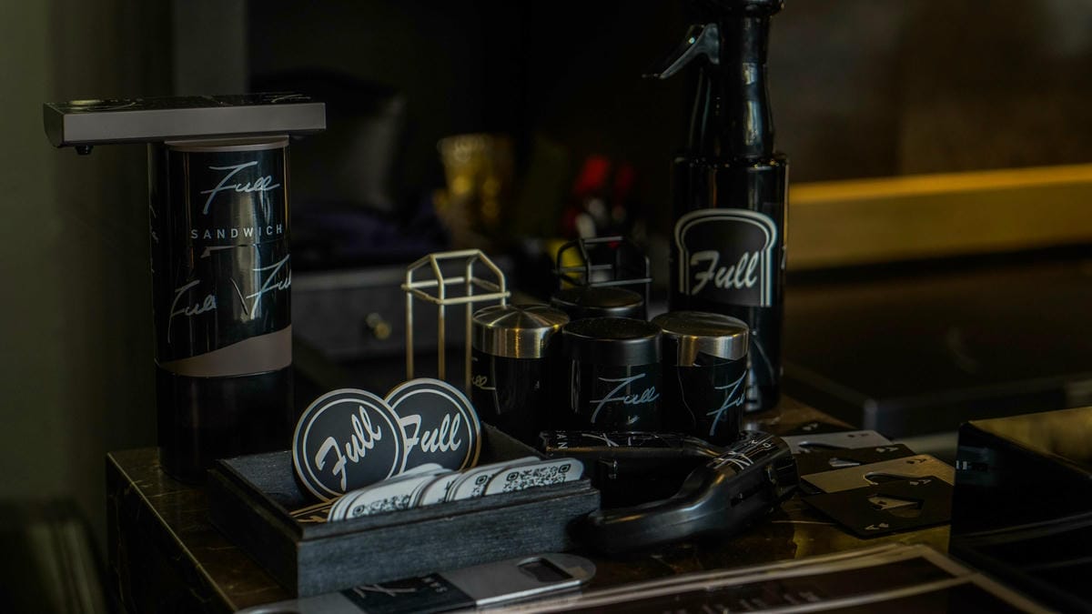 A7_08104.jpg A7_08104.jpg