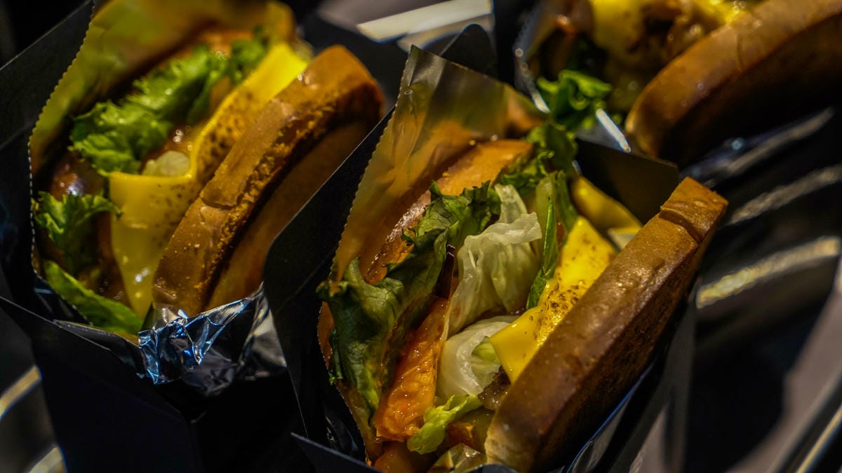 A7_08156.jpg A7_08156.jpg