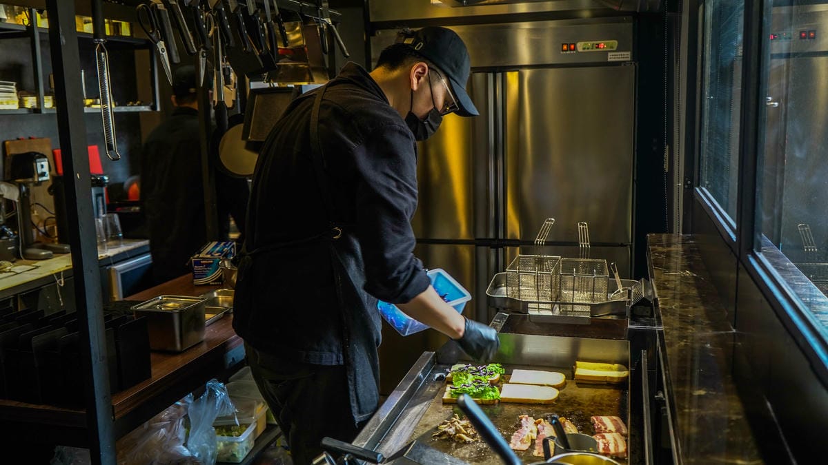 A7_08116.jpg A7_08116.jpg