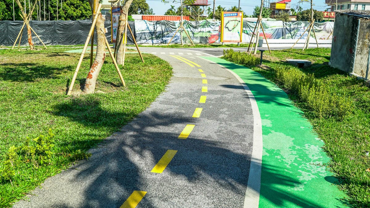 A7_08400.jpg A7_08400.jpg