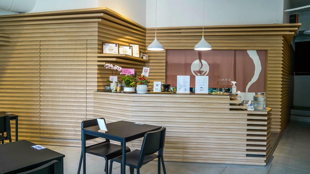 A7_04048.jpg A7_04048.jpg