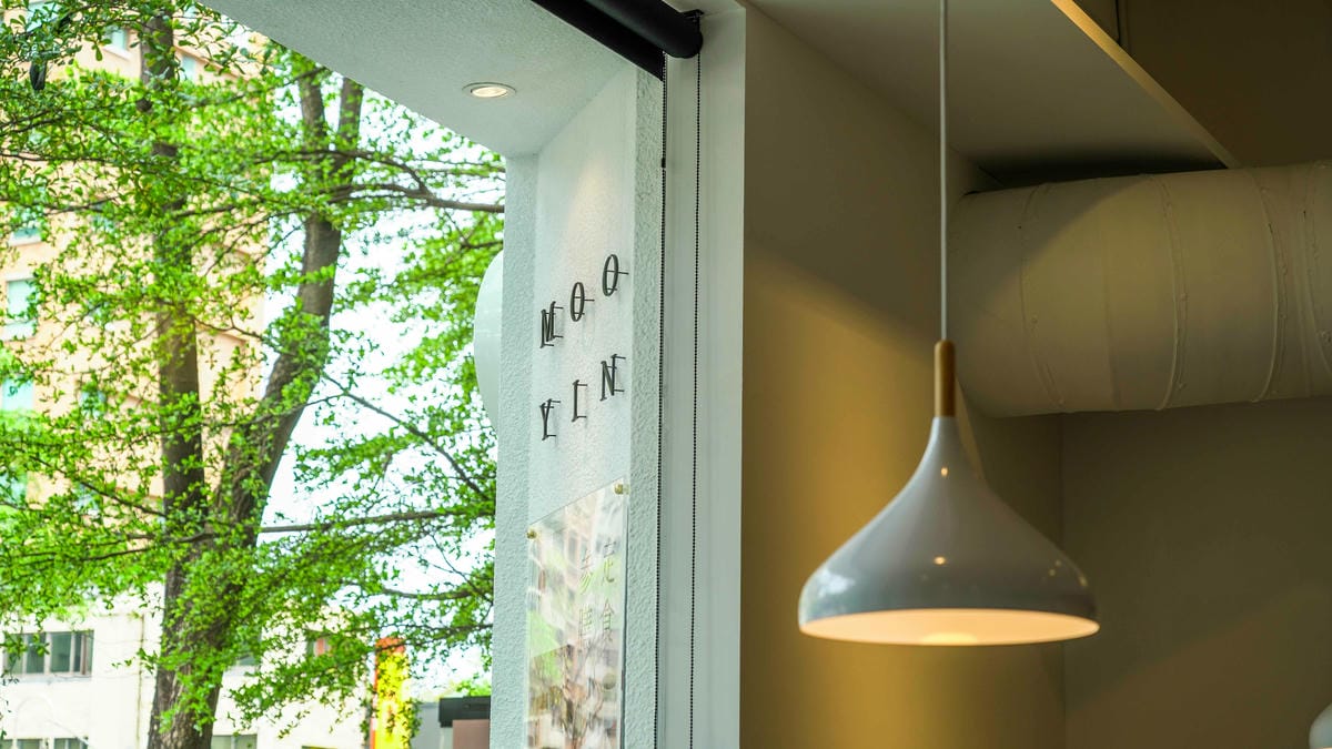 A7_04062.jpg A7_04062.jpg