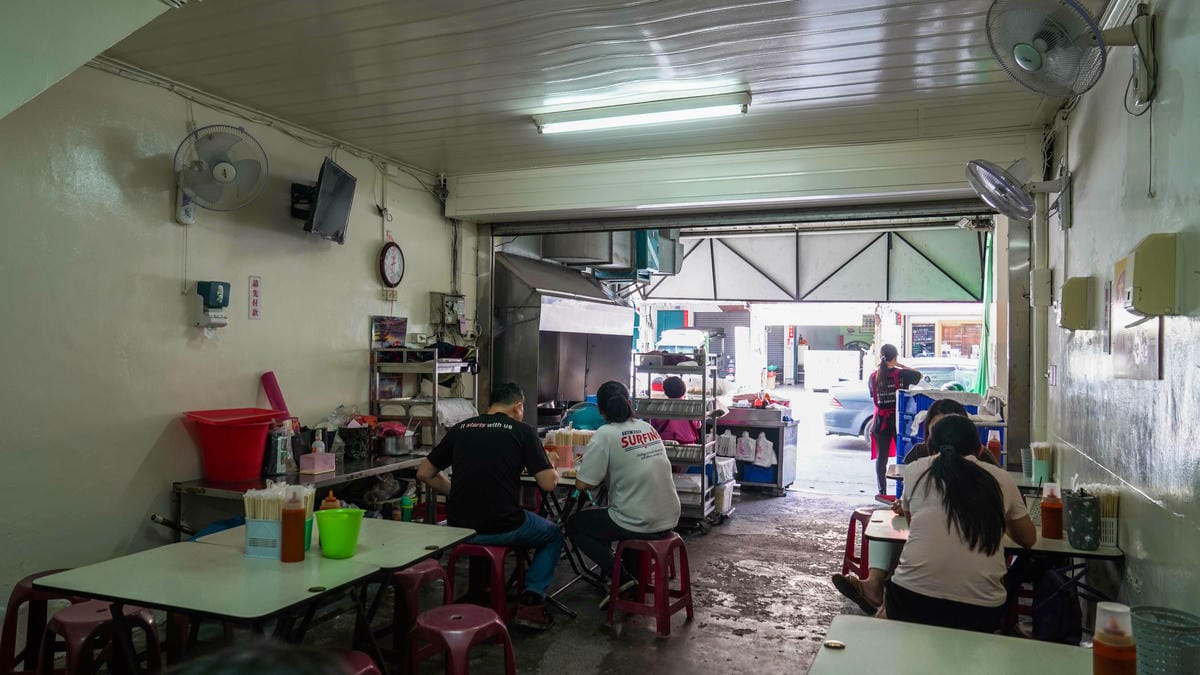 A7_06940.jpg A7_06940.jpg