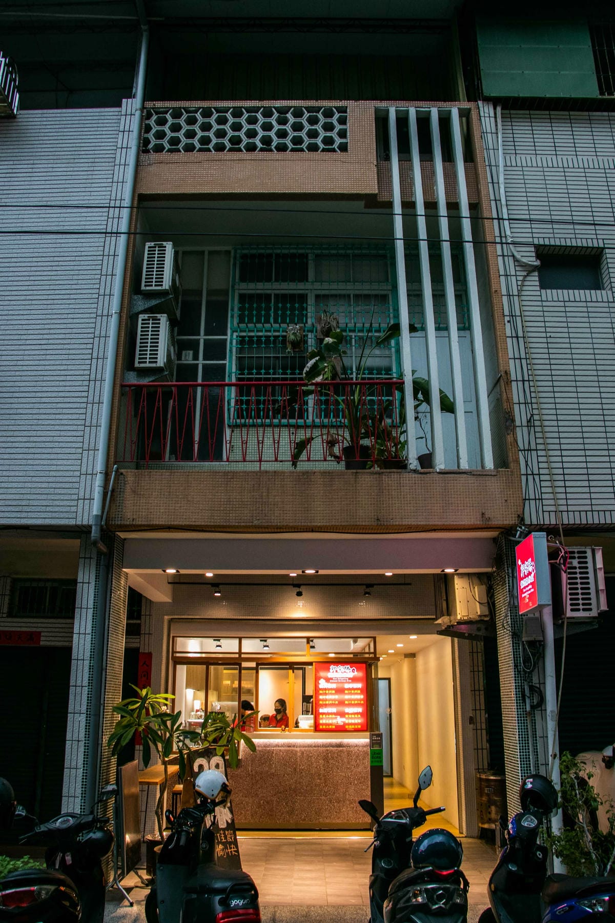 IMG_8216.jpg IMG_8216.jpg