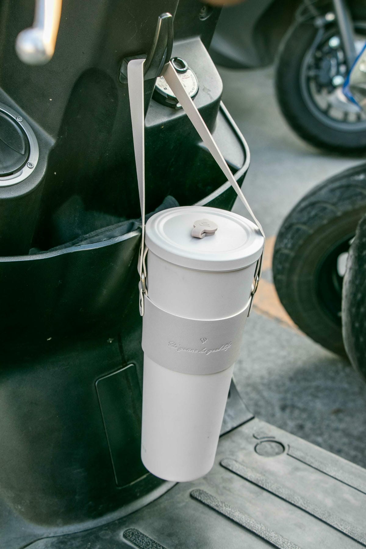 IMG_2005.jpg IMG_2005.jpg