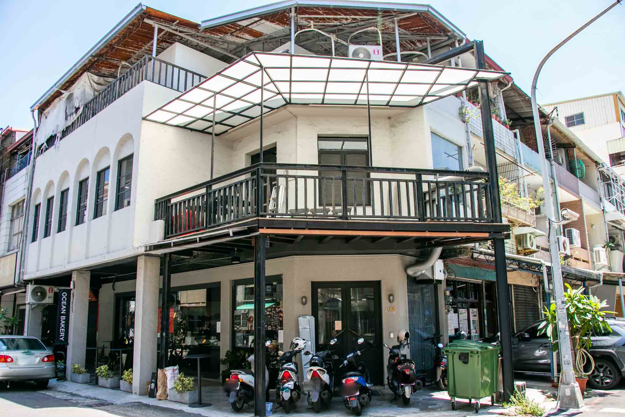高雄 新堀江可頌麵包店 早午餐咖啡 OCEAN BAKERY