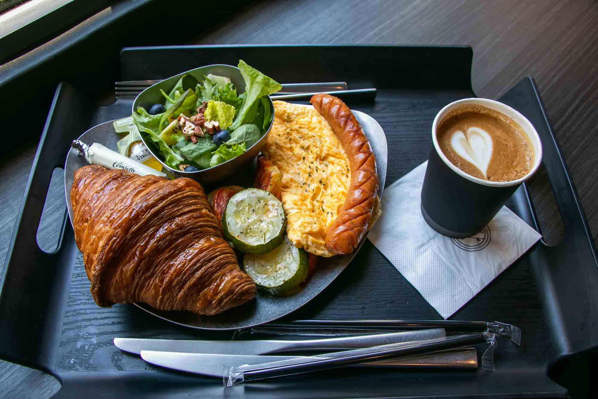 高雄 新堀江可頌麵包店 早午餐咖啡 OCEAN BAKERY