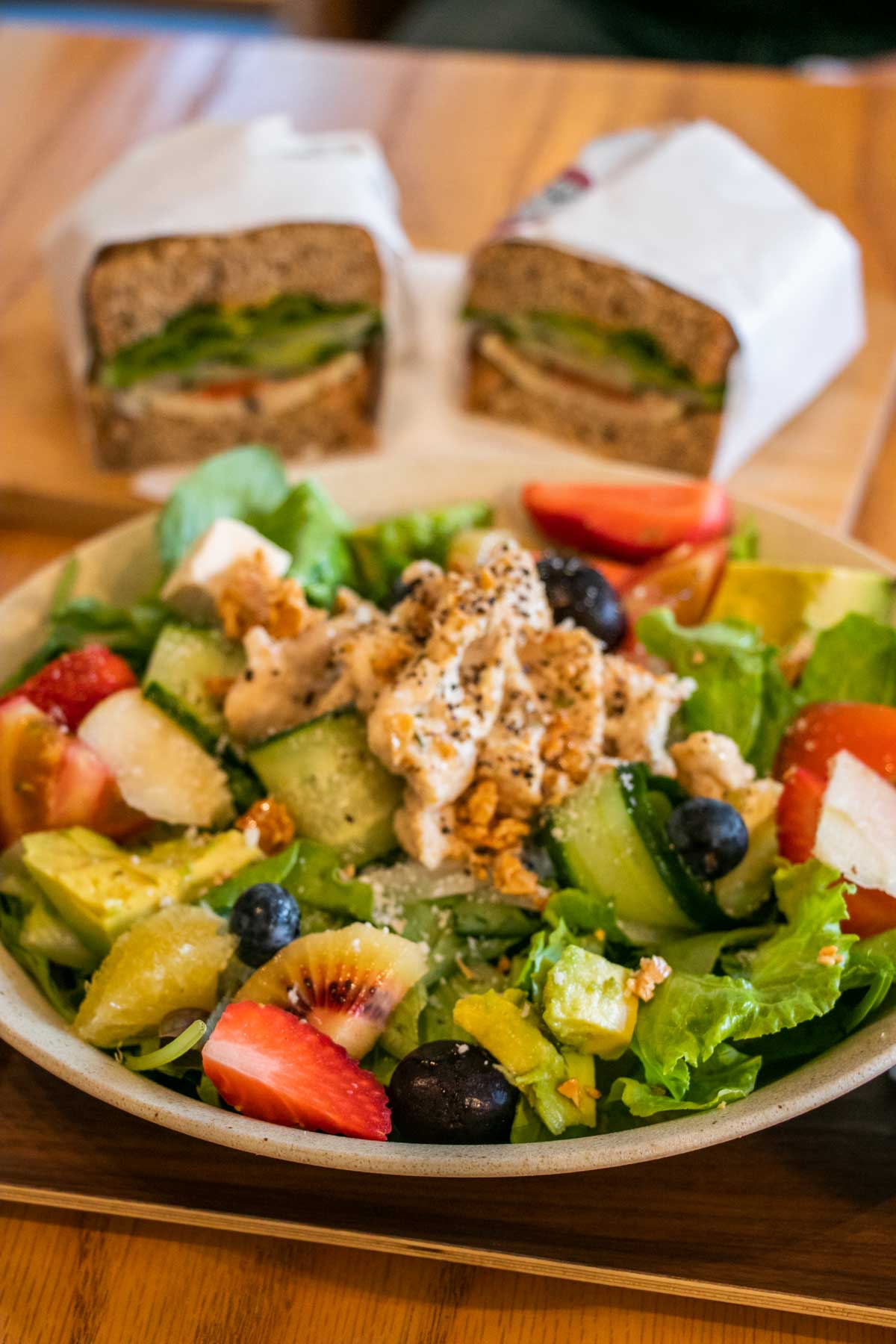 高雄早午餐推薦 二日良咖啡 最愛酪梨雞肉水果沙拉 - 第14張圖 高雄早午餐推薦 二日良咖啡 最愛酪梨雞肉水果沙拉