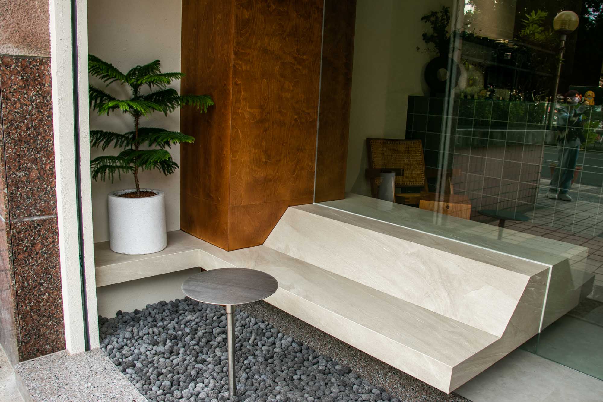 高雄早午餐 草木咖啡 河堤社區美景咖啡與優秀酸種麵包