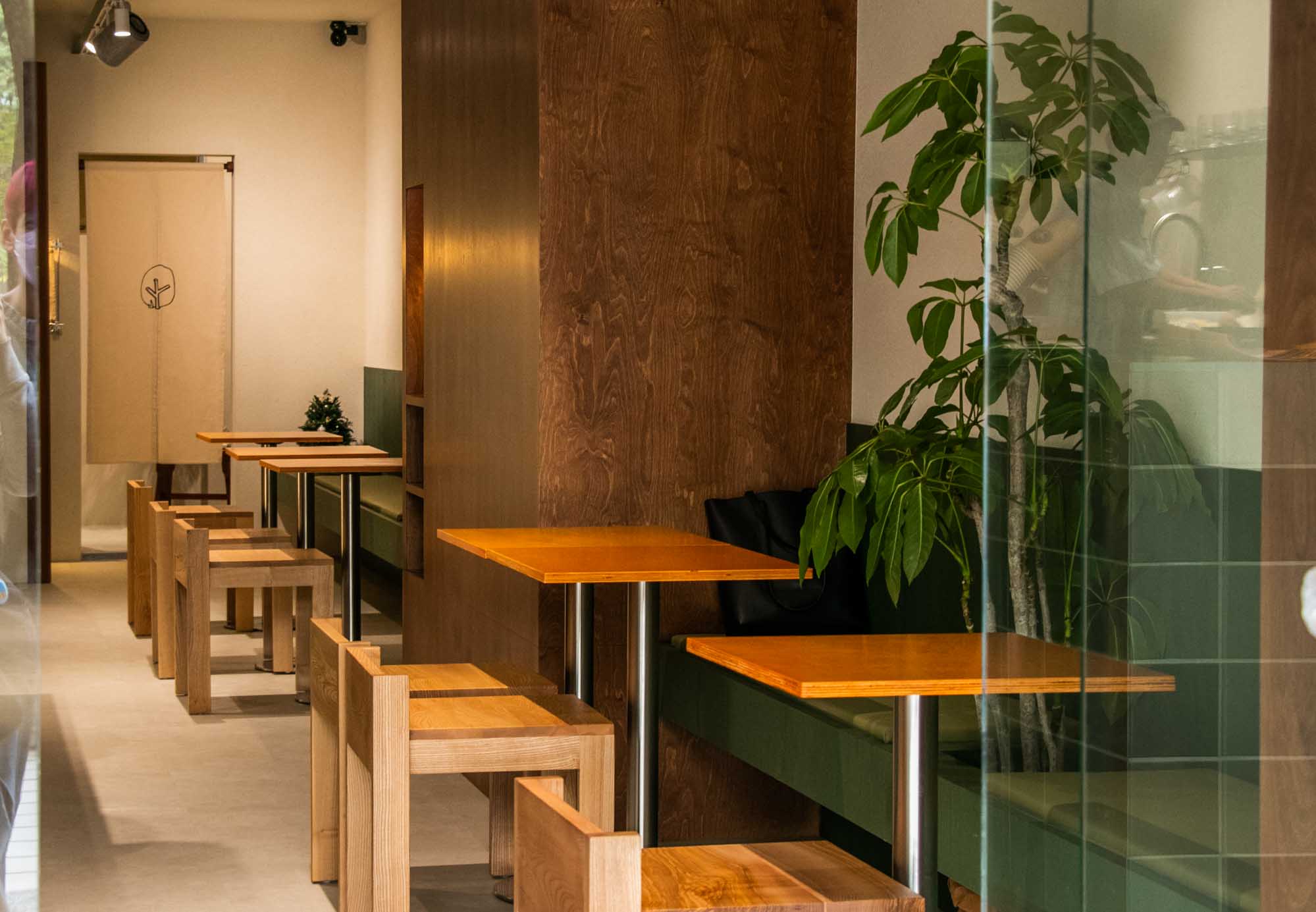 高雄早午餐 草木咖啡 河堤社區美景咖啡與優秀酸種麵包