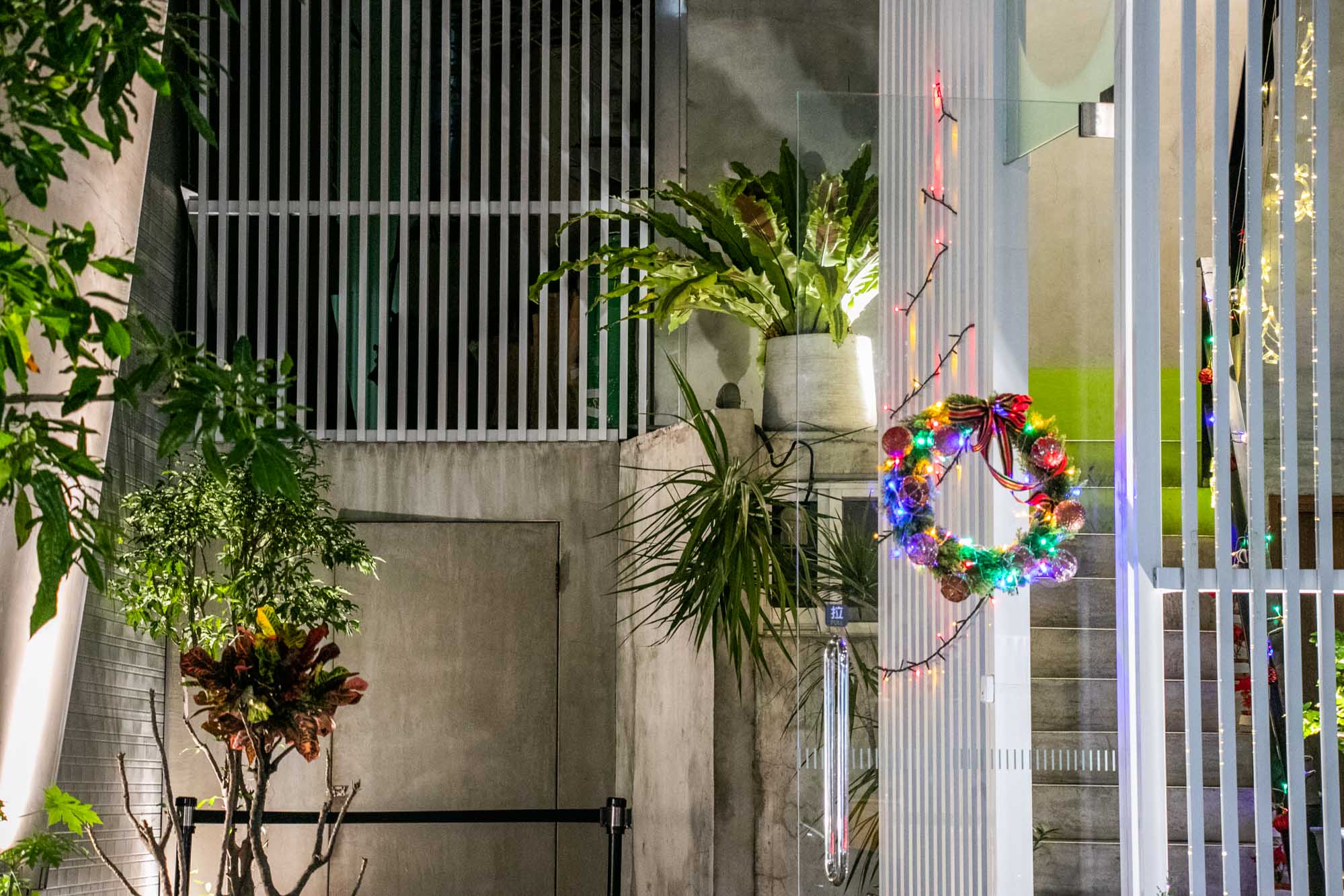 高雄米其林 Anchovy鯷魚餐廳  鯷魚耶誕城 Marry Fishmas 2025