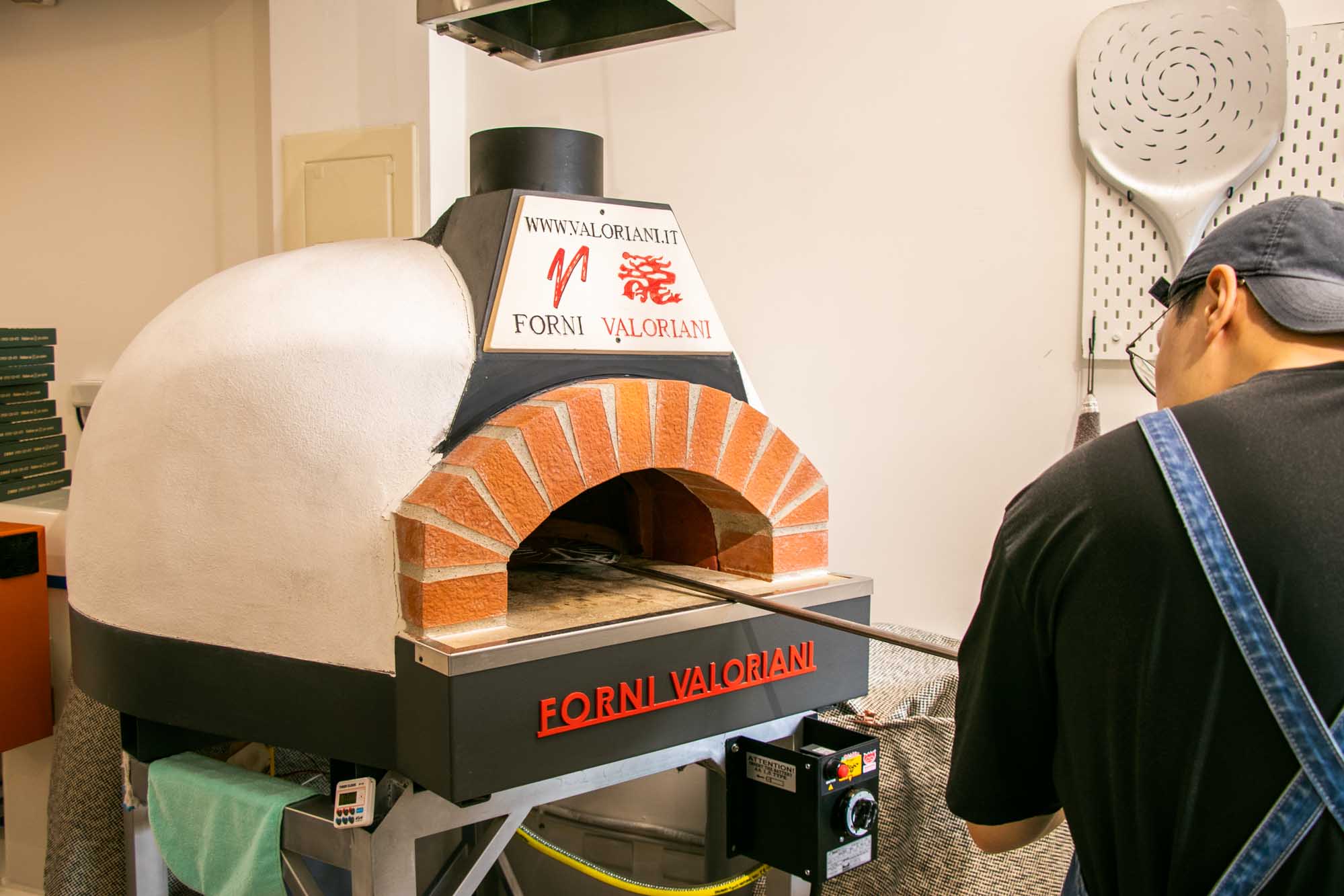 高雄披薩 酸種羅馬披薩｜JAN’s Table PIZZA 從龍華市場到新店面