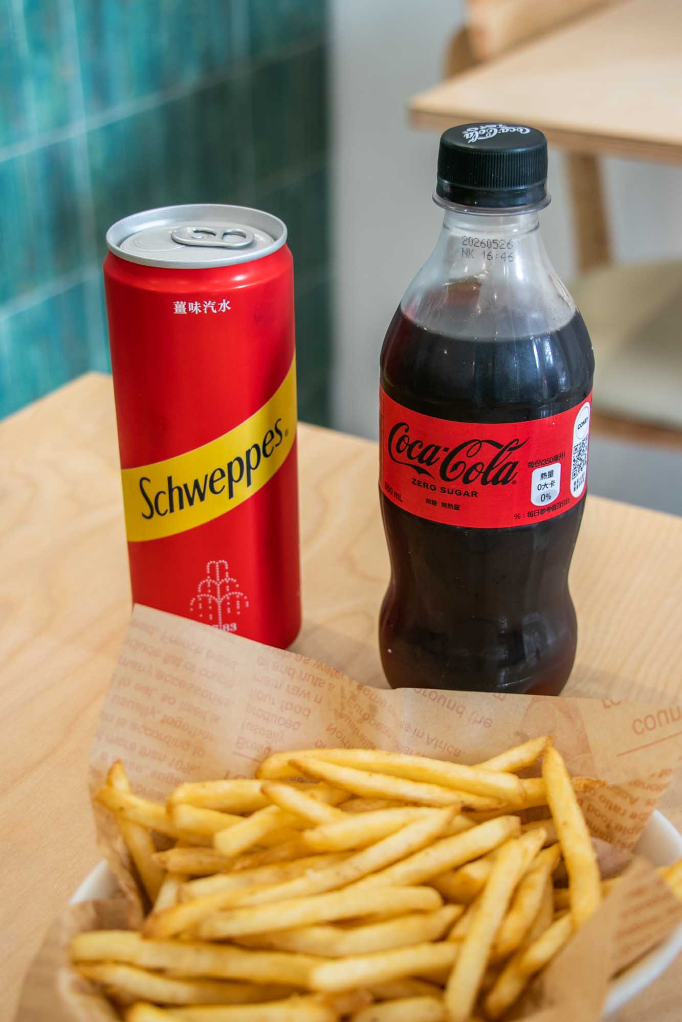 高雄披薩 酸種羅馬披薩｜JAN’s Table PIZZA 從龍華市場到新店面