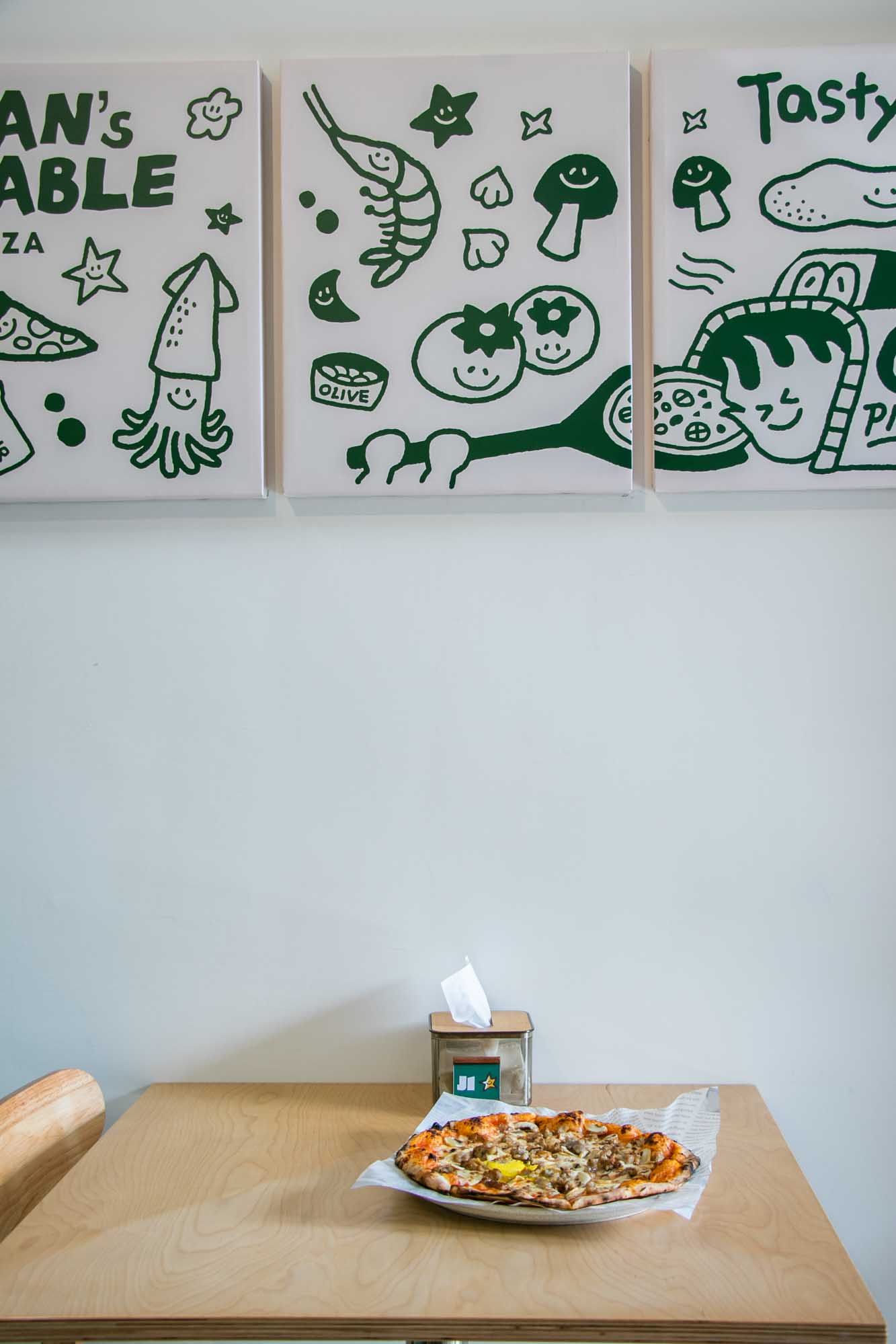 高雄披薩 酸種羅馬披薩｜JAN’s Table PIZZA 從龍華市場到新店面