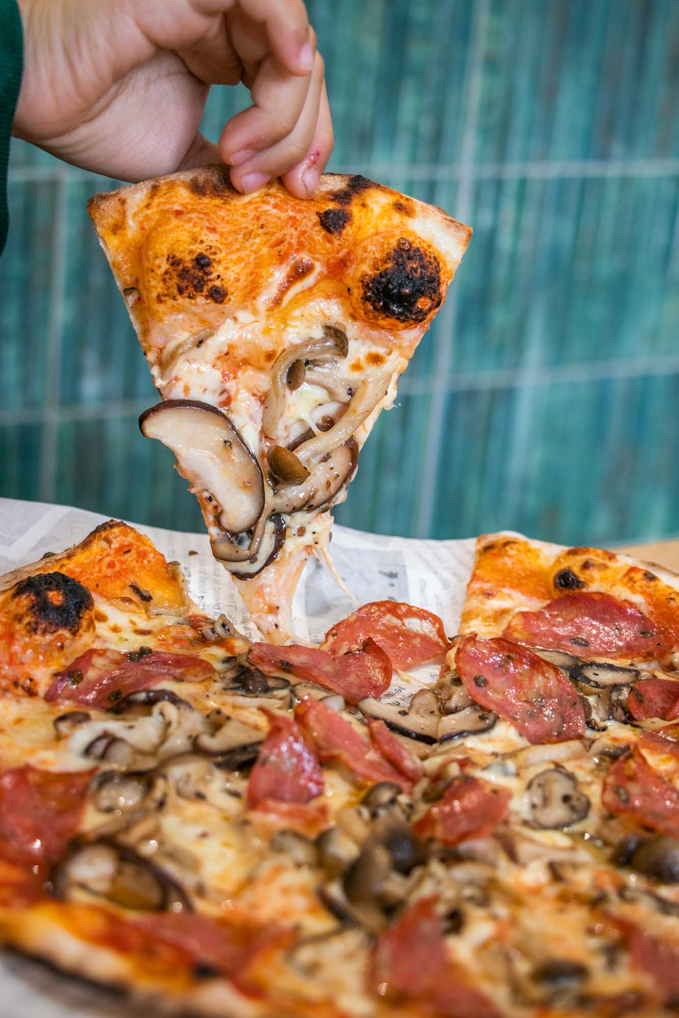 高雄披薩 酸種羅馬披薩｜JAN’s Table PIZZA 從龍華市場到新店面