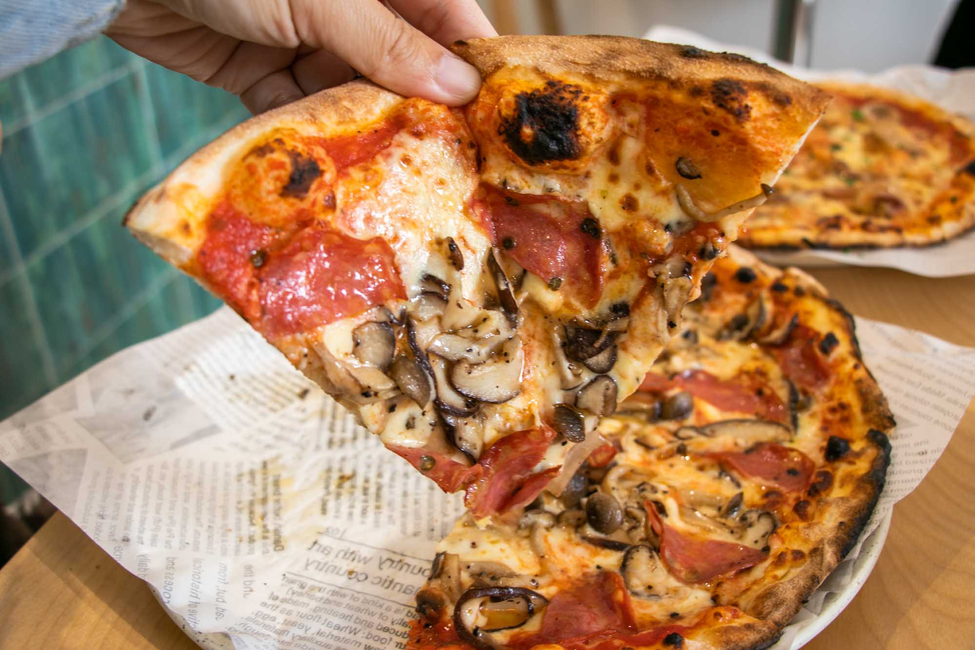 高雄披薩 酸種羅馬披薩｜JAN’s Table PIZZA 從龍華市場到新店面