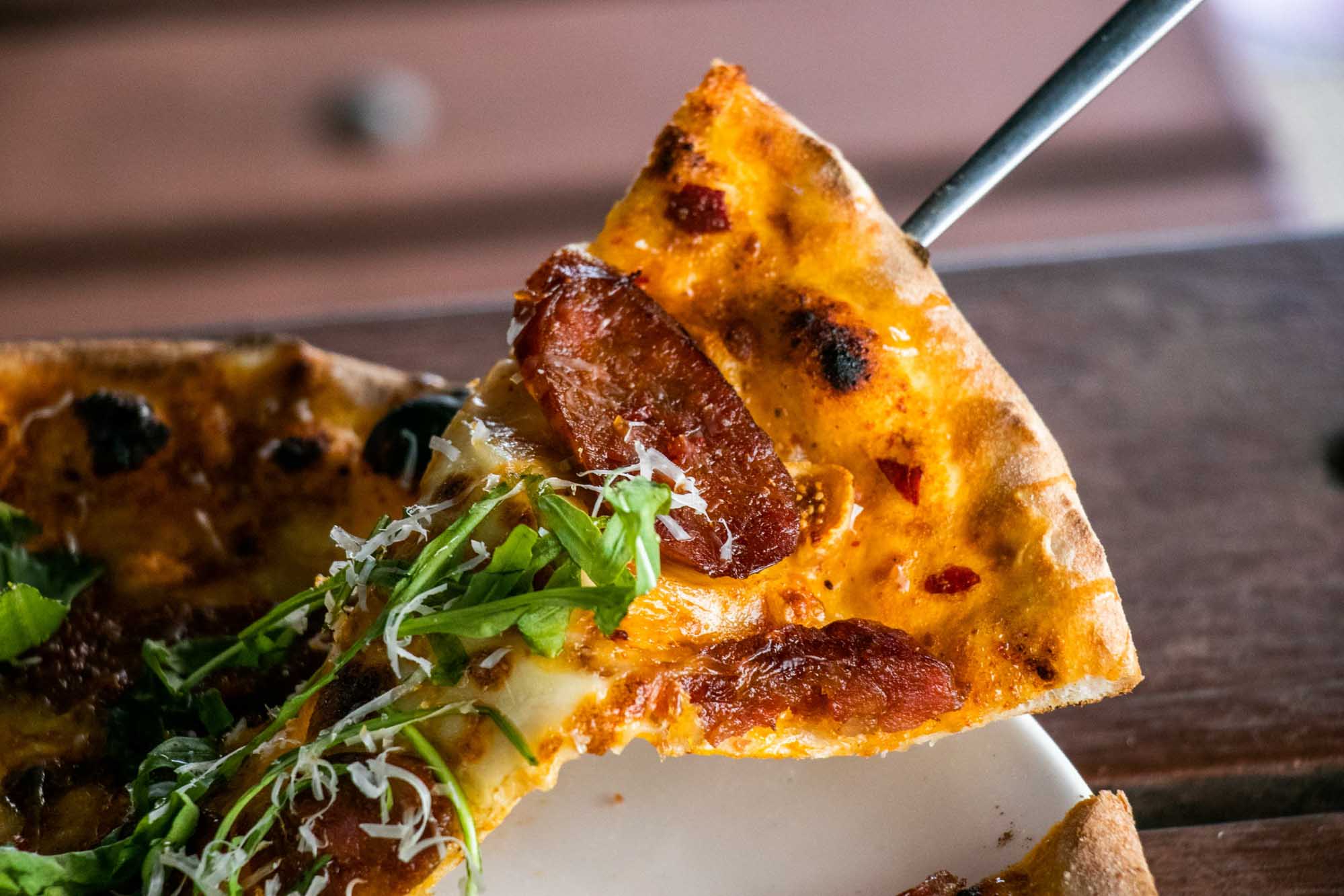 高雄披薩 酸種羅馬披薩｜JAN’s Table PIZZA 從龍華市場到新店面