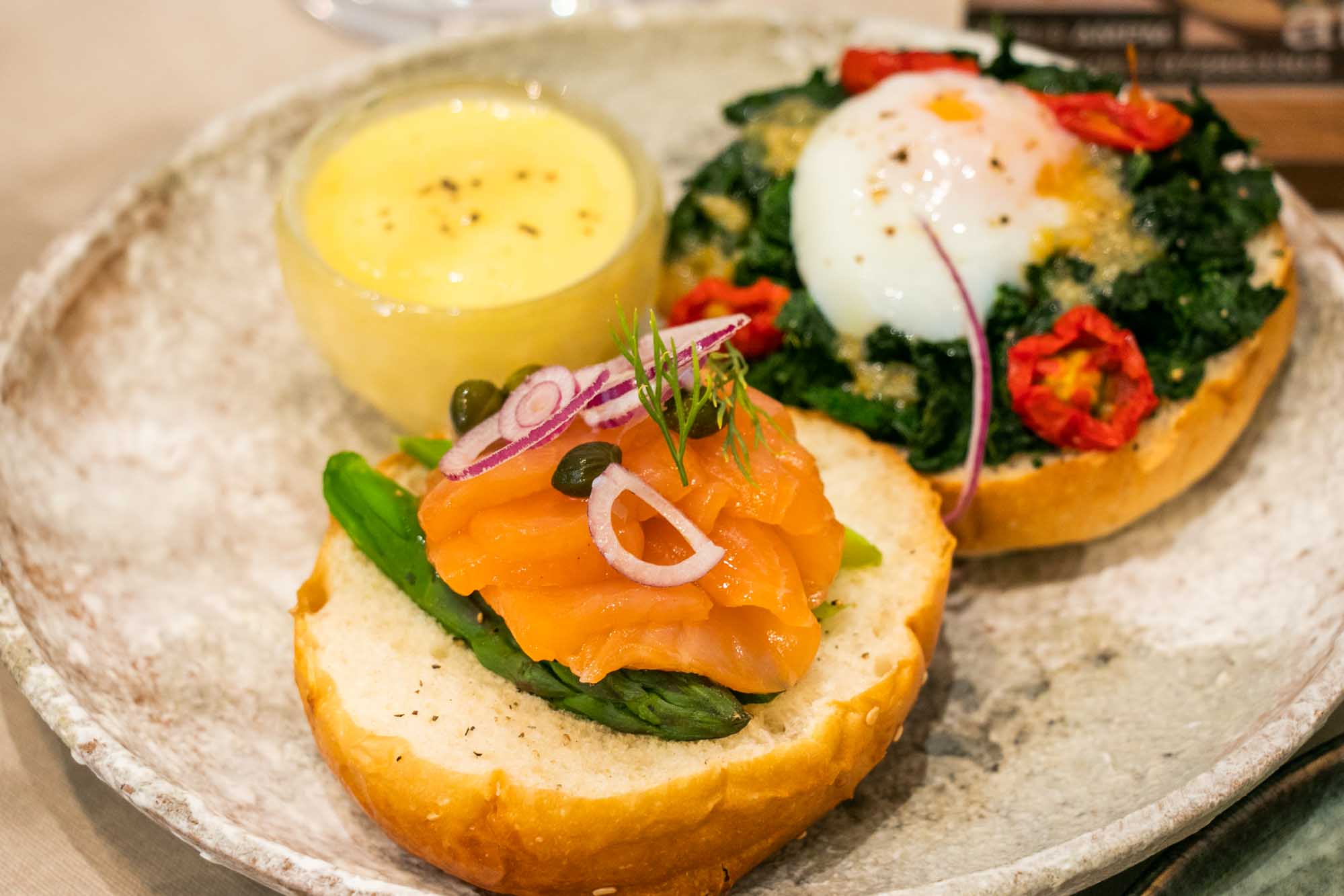 高雄早午餐 LAB AMPM 昉 美術館附近悠閒美景 還有義大利麵