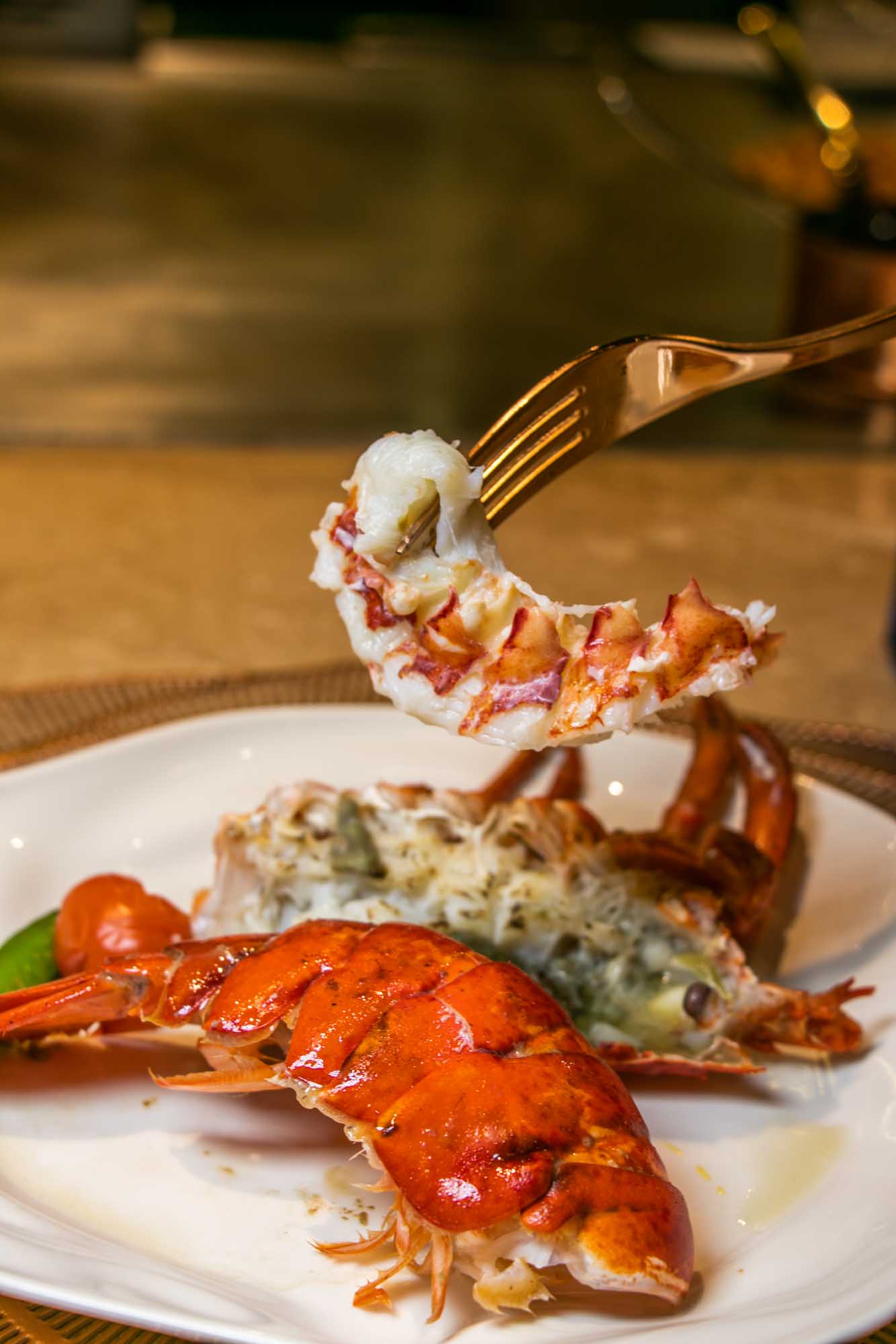 高雄慶生聚會推薦 明水然 高雄大立店 評價超高無菜單鐵板燒 五度獲選『全台十大頂級鐵板燒』殊榮