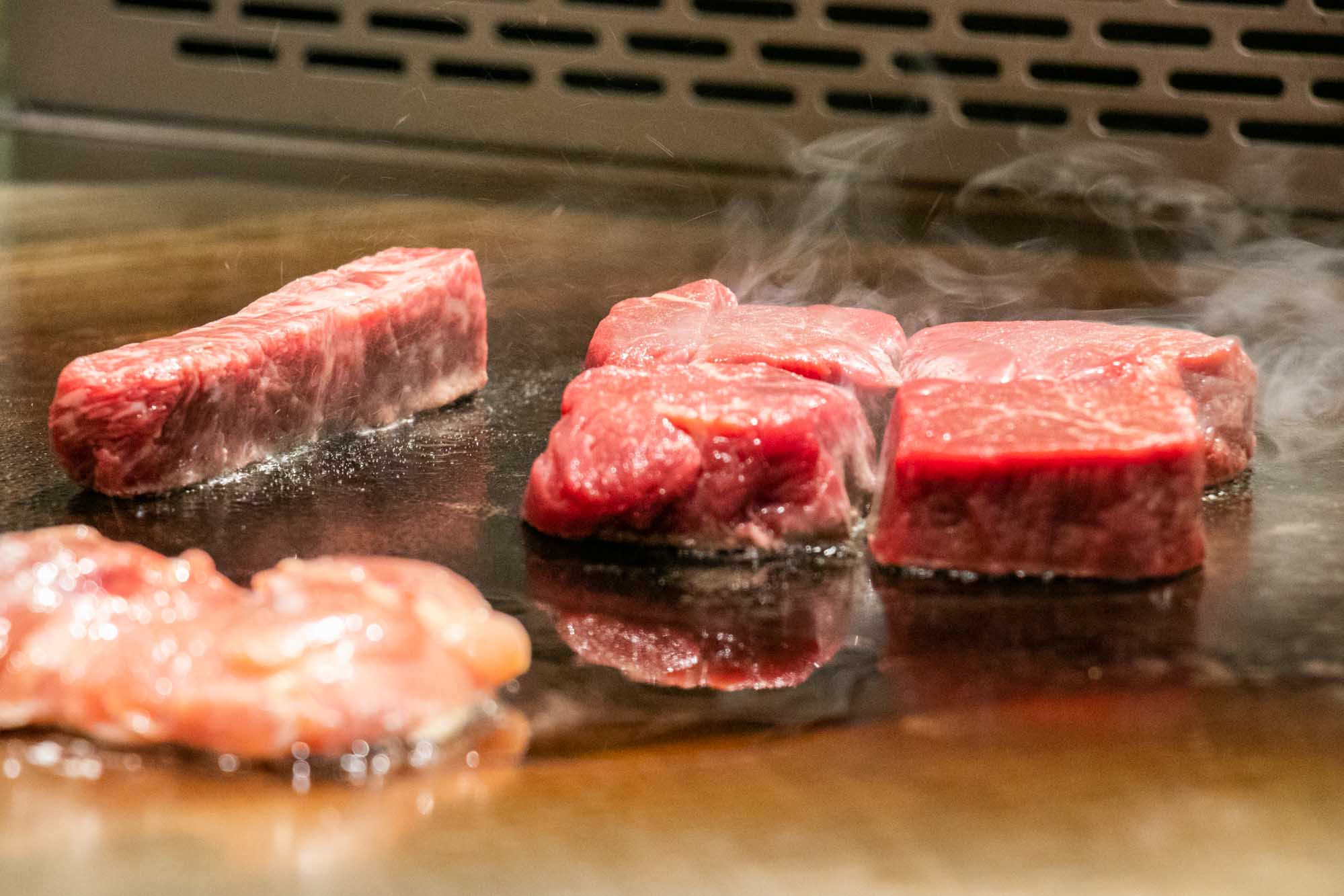 高雄慶生聚會推薦 明水然 高雄大立店 評價超高無菜單鐵板燒 五度獲選『全台十大頂級鐵板燒』殊榮