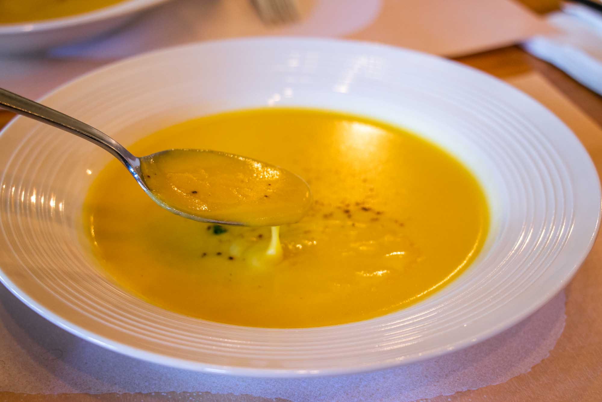 高雄美食 黃埔新村 大地林檎-契作小農廚房 自製麵包超熱門