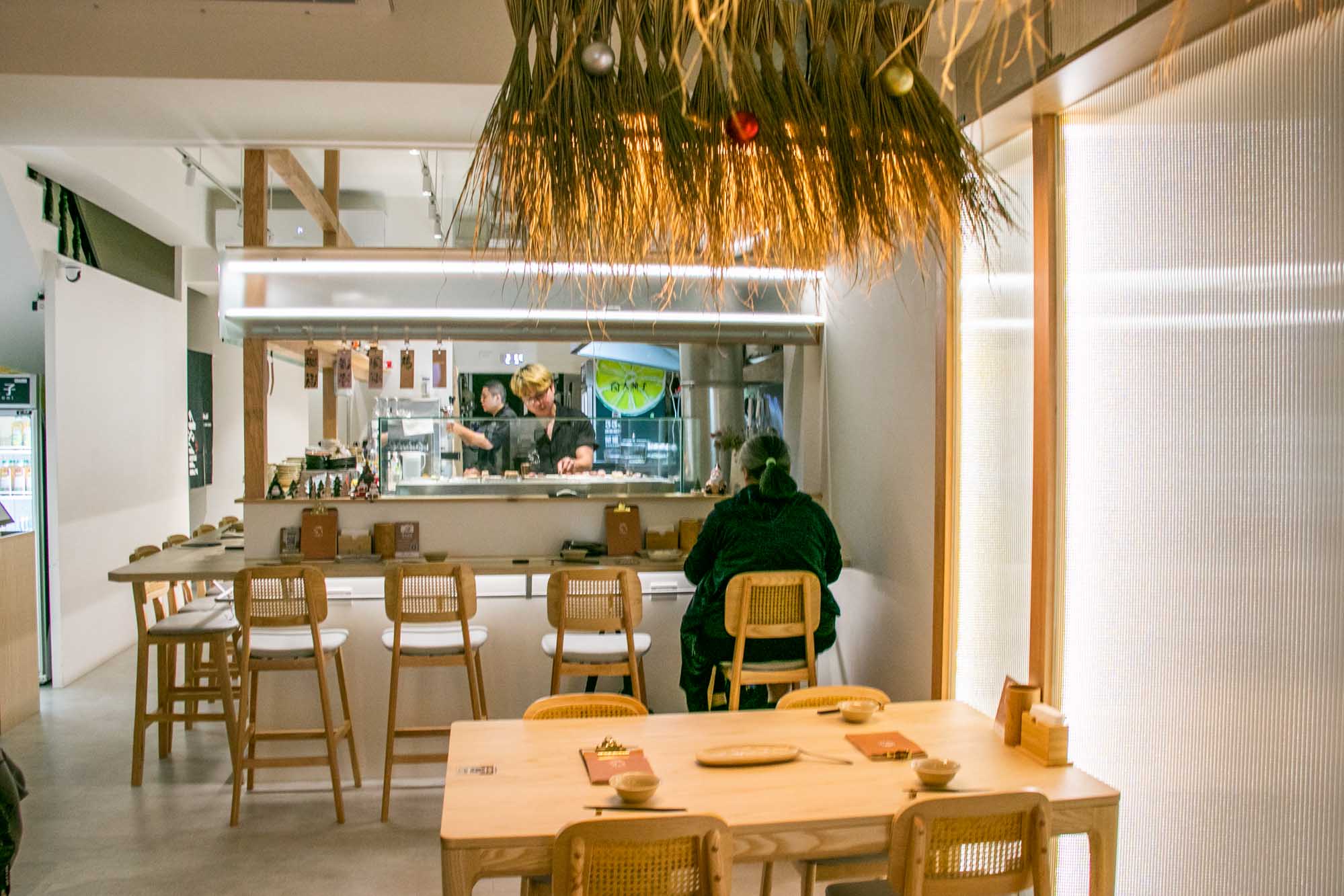 高雄燒鳥 TORI+ 串燒 使用元榆牧場黑羽土雞 燈籠買一送一