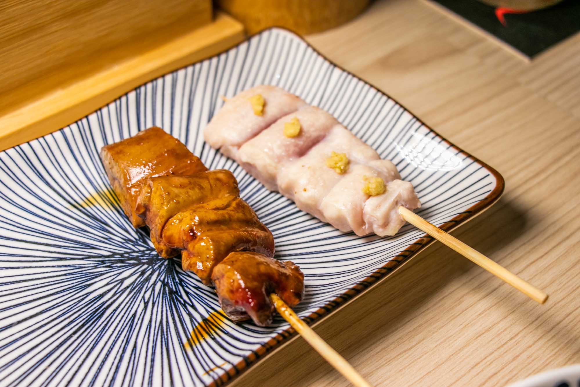 高雄燒鳥 TORI+ 串燒 使用元榆牧場黑羽土雞 燈籠買一送一