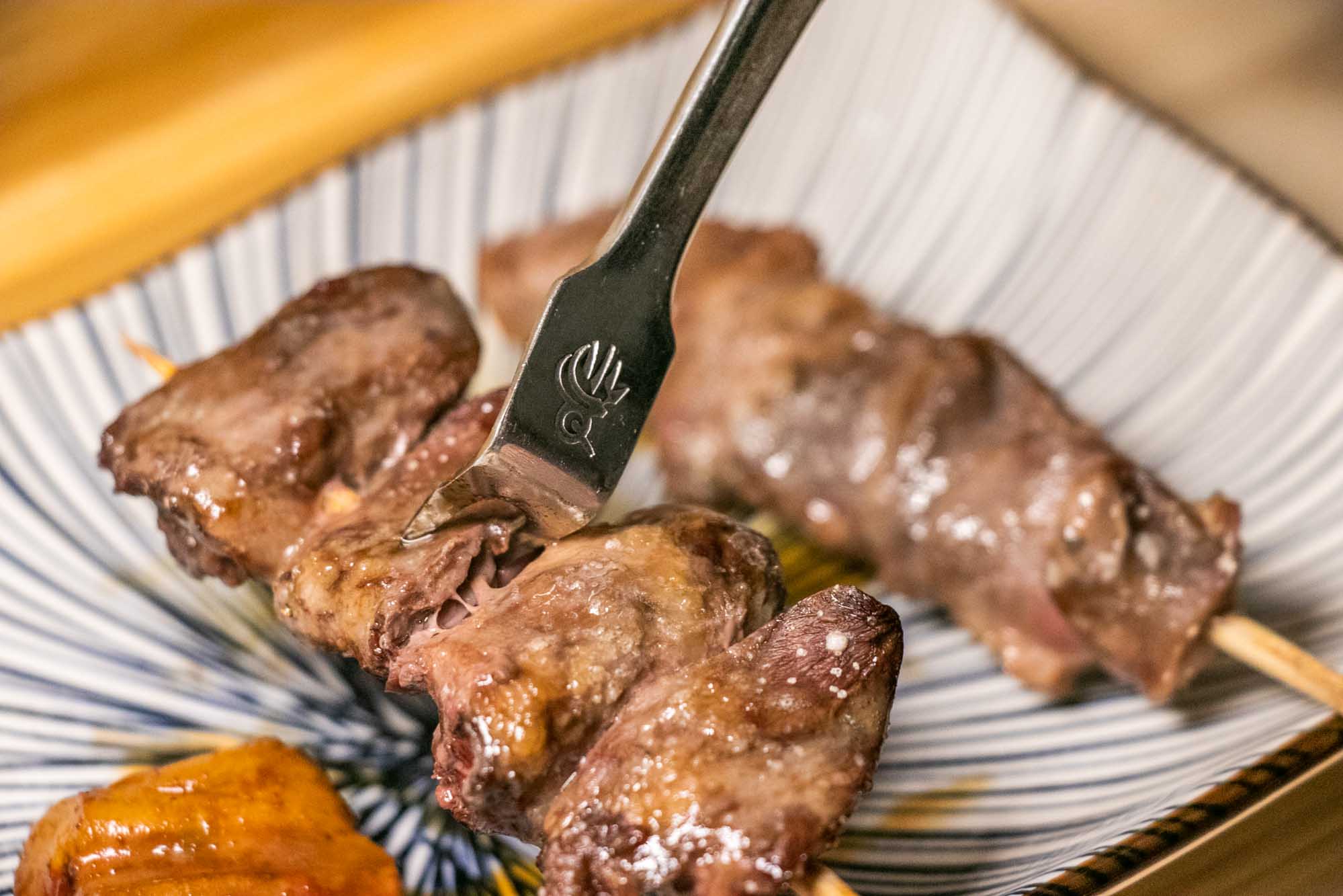 高雄燒鳥 TORI+ 串燒 使用元榆牧場黑羽土雞 燈籠買一送一