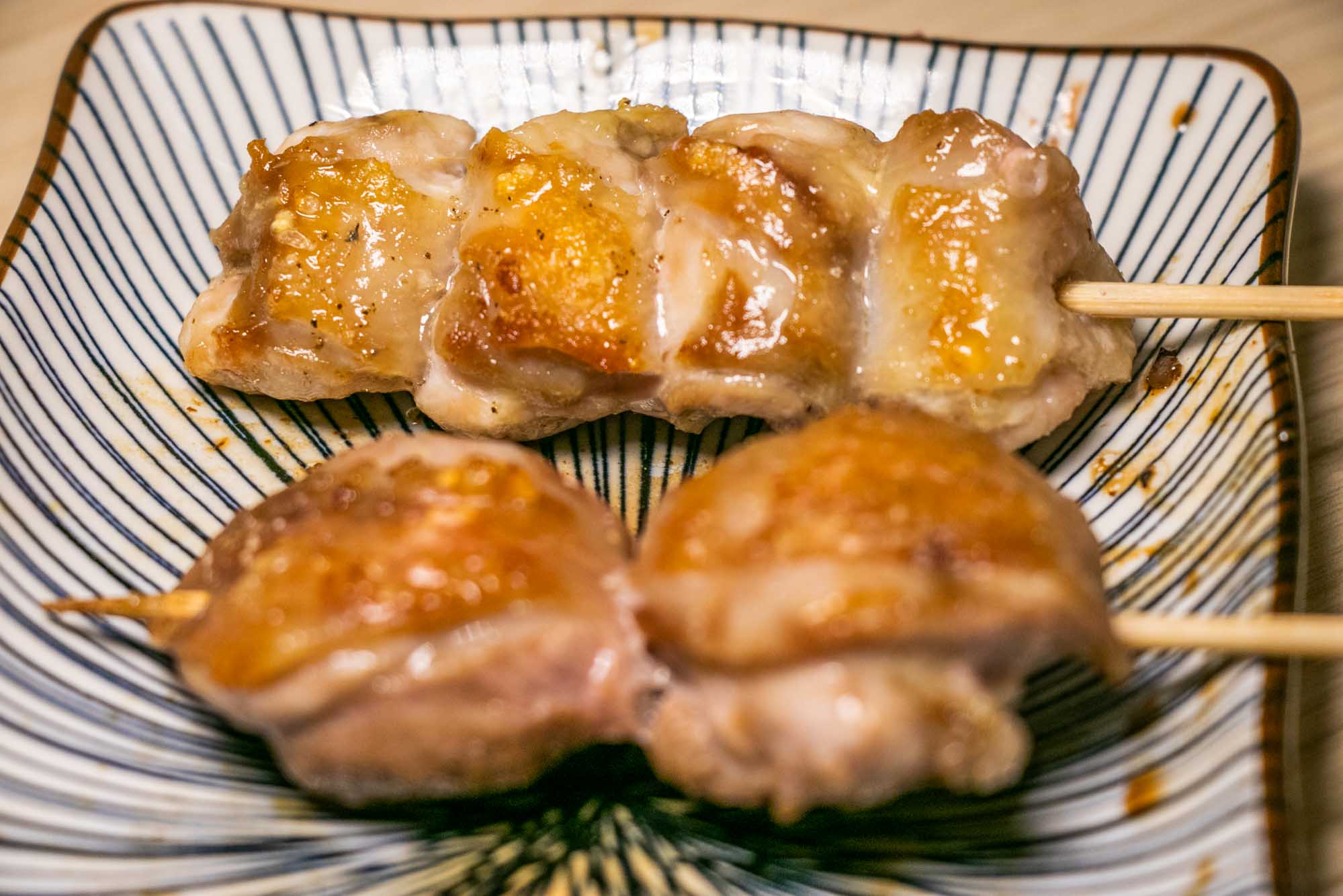 高雄燒鳥 TORI+ 串燒 使用元榆牧場黑羽土雞 燈籠買一送一