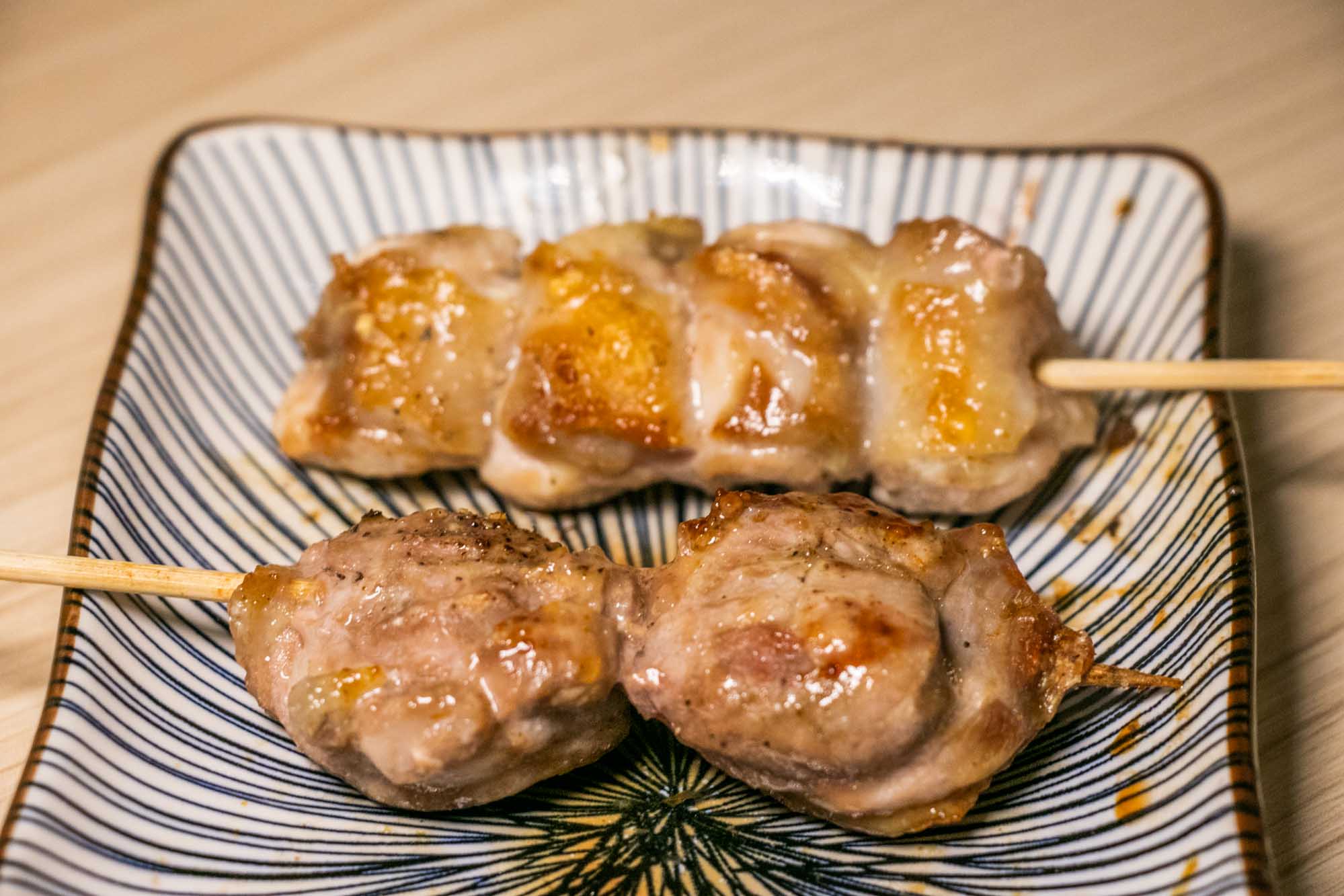 高雄燒鳥 TORI+ 串燒 使用元榆牧場黑羽土雞 燈籠買一送一