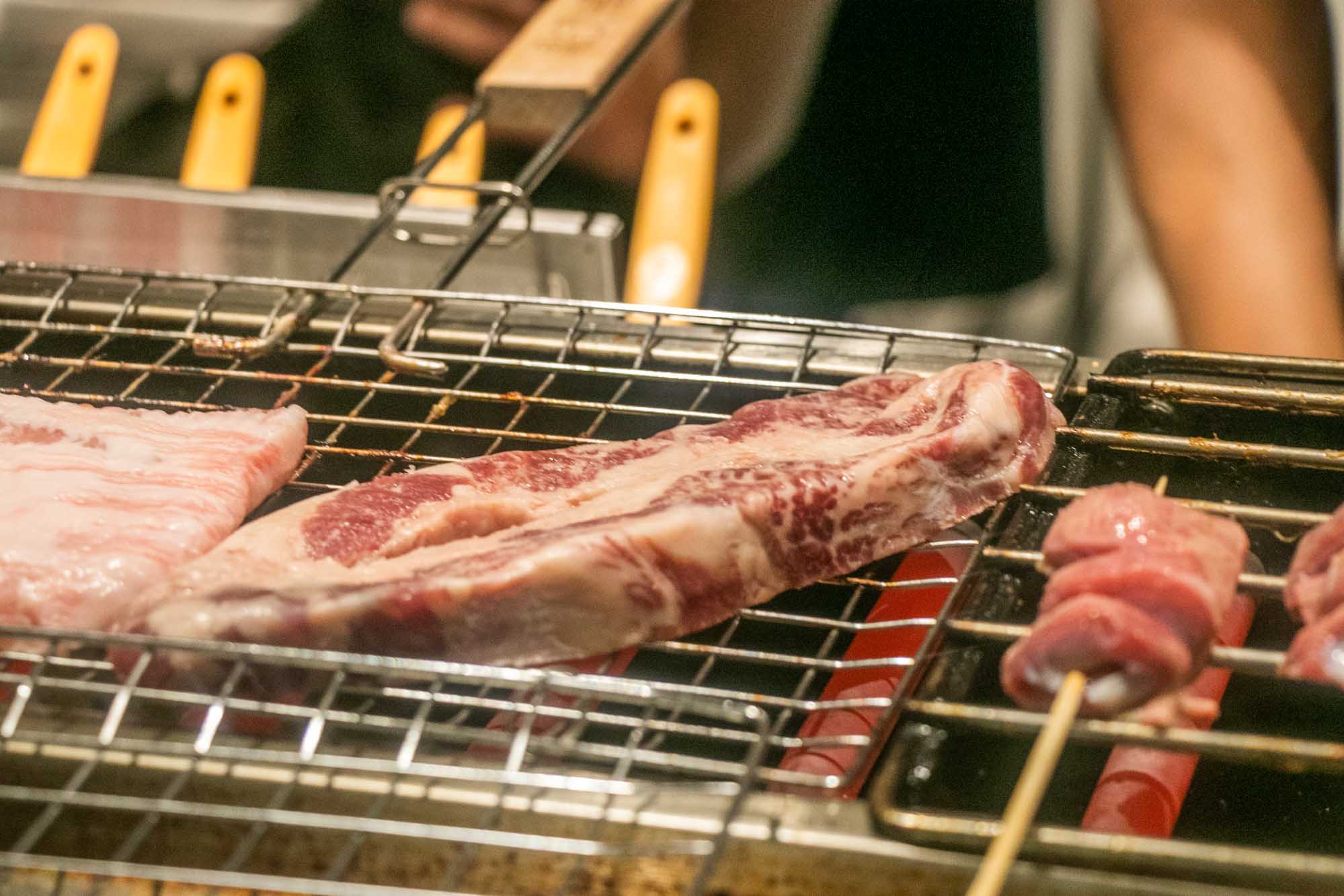 高雄燒鳥 TORI+ 串燒 使用元榆牧場黑羽土雞 燈籠買一送一