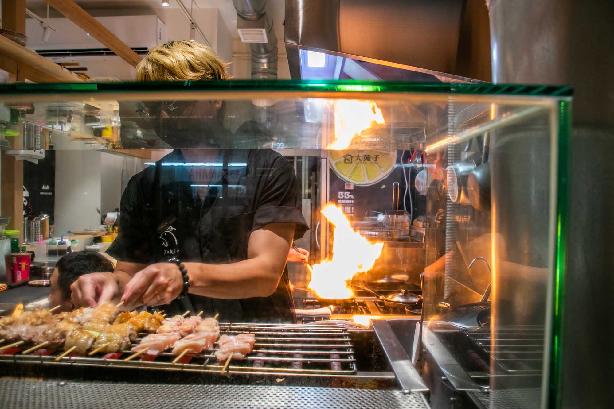 高雄燒鳥 TORI+ 串燒 使用元榆牧場黑羽土雞 燈籠買一送一