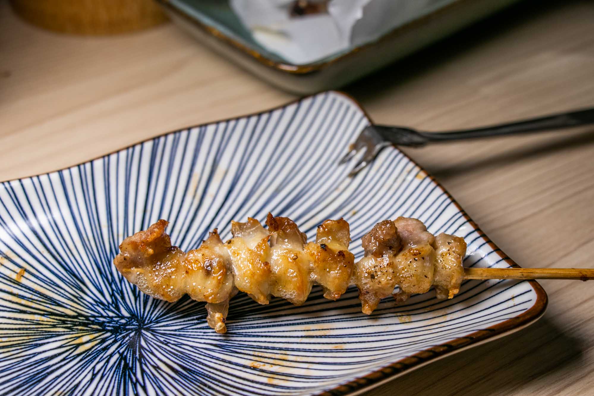 高雄燒鳥 TORI+ 串燒 使用元榆牧場黑羽土雞 燈籠買一送一