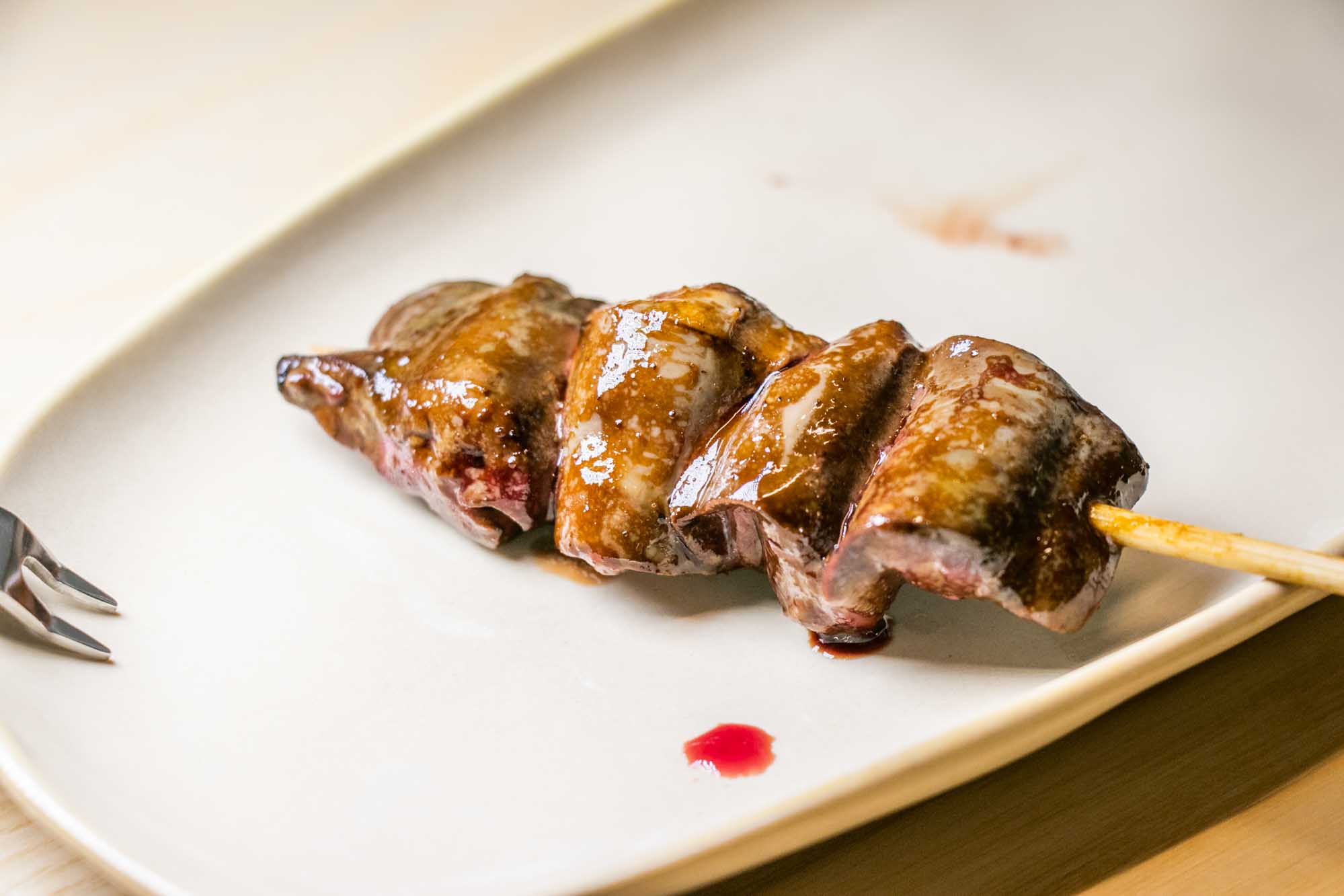 高雄燒鳥 TORI+ 串燒 使用元榆牧場黑羽土雞 燈籠買一送一