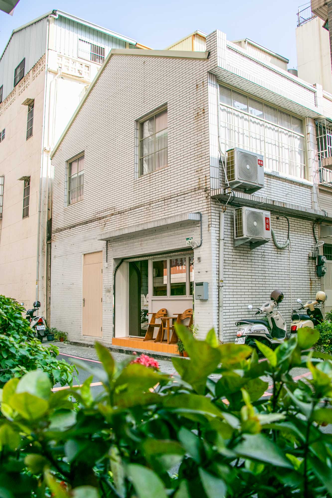 高雄咖啡 恍若日本咖啡店場景 Baki玐崎 - 第1張圖 高雄咖啡 恍若日本咖啡店場景 Baki玐崎