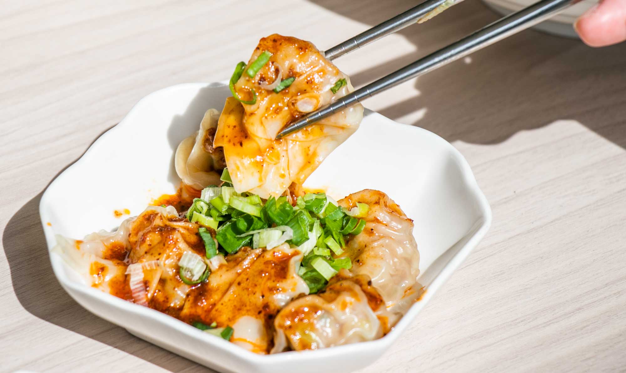 高雄 餛飩麵10幾顆超划 牛忘了呼吸 極品牛肉麵 四維店 - 第19張圖 高雄 餛飩麵10幾顆超划 牛忘了呼吸 極品牛肉麵 四維店