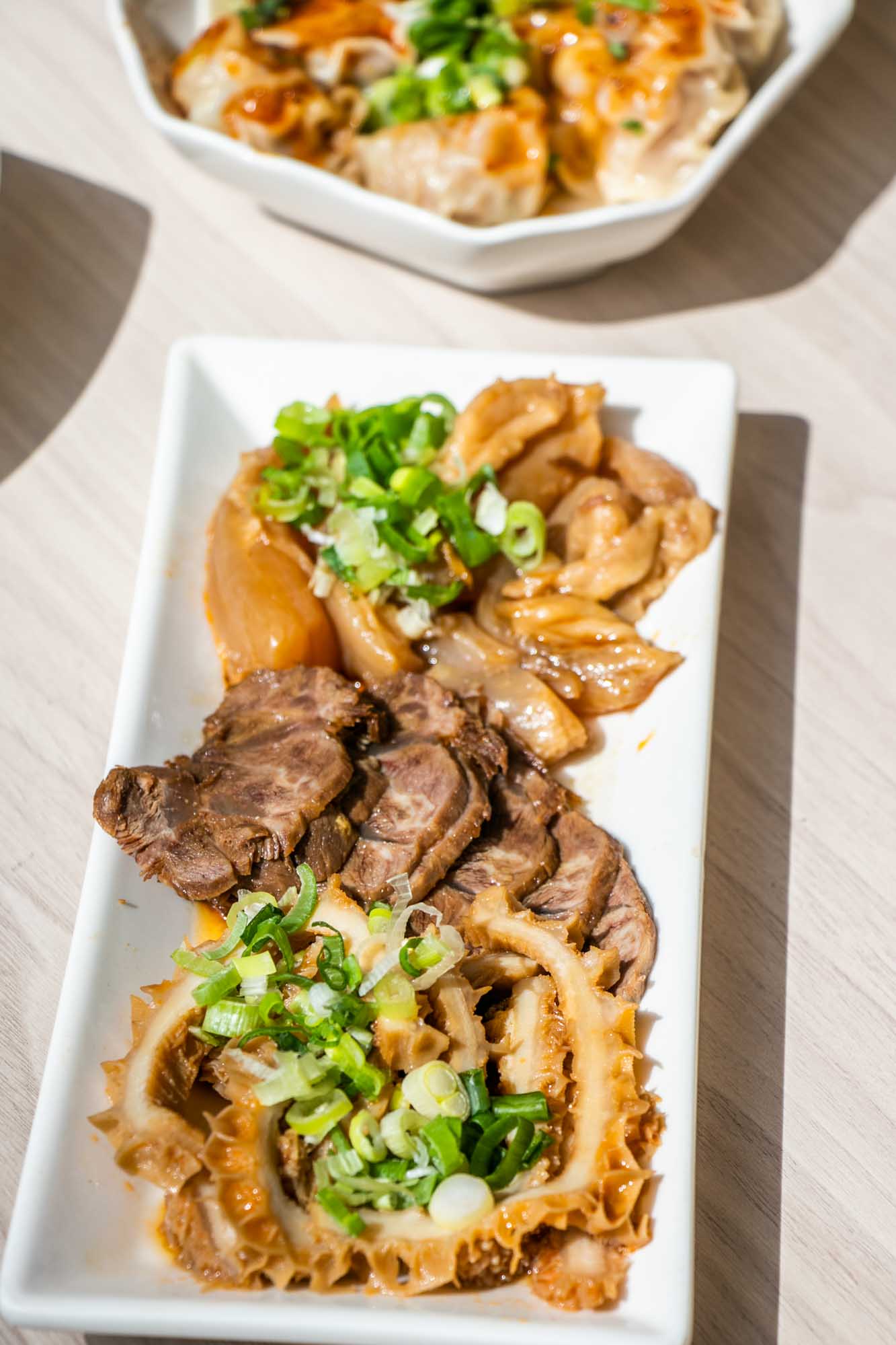 高雄 餛飩麵10幾顆超划 牛忘了呼吸 極品牛肉麵 四維店 - 第20張圖 高雄 餛飩麵10幾顆超划 牛忘了呼吸 極品牛肉麵 四維店