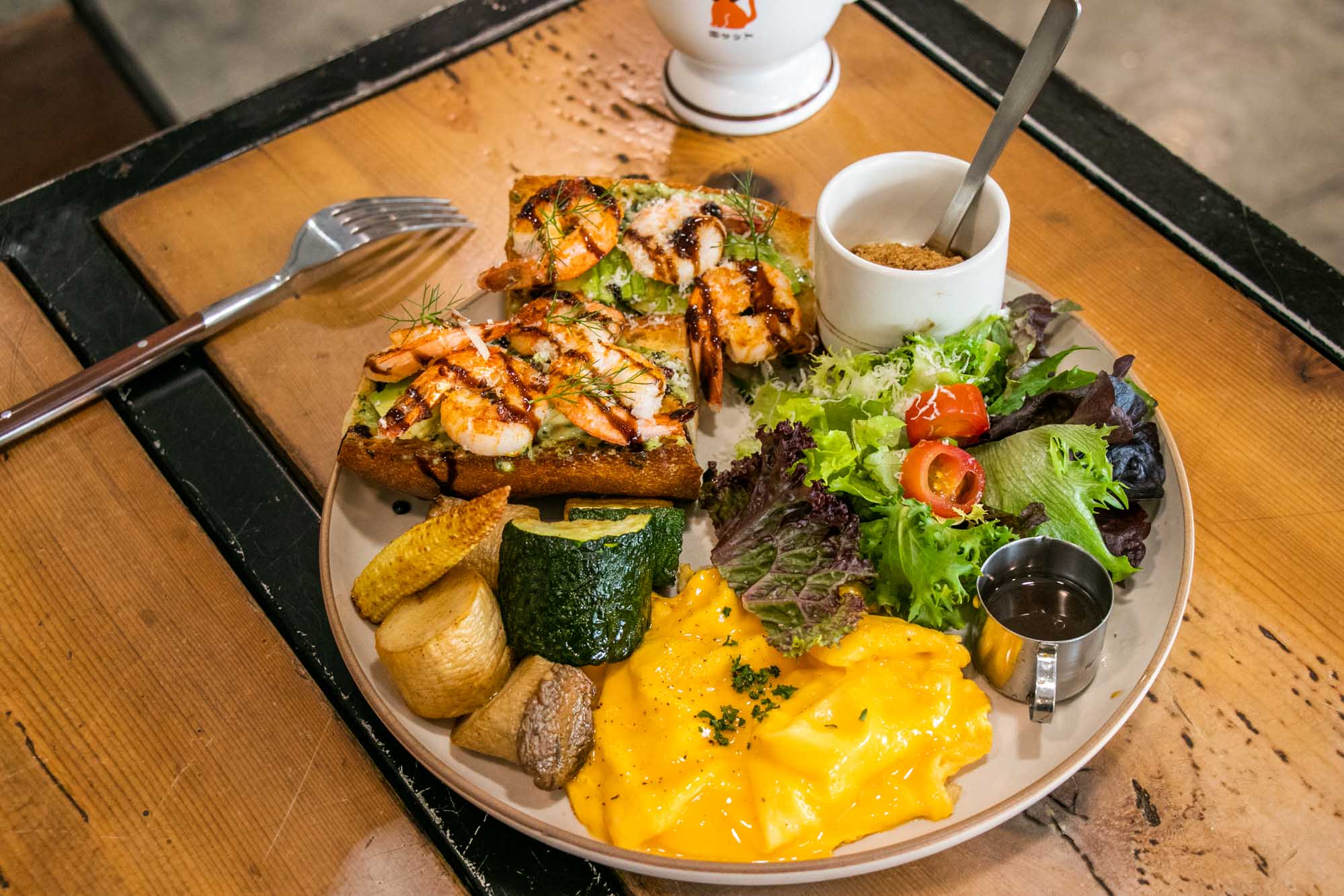 高雄早午餐 溫室Warm Room 三多商圈 咖啡甜點.義大利麵
