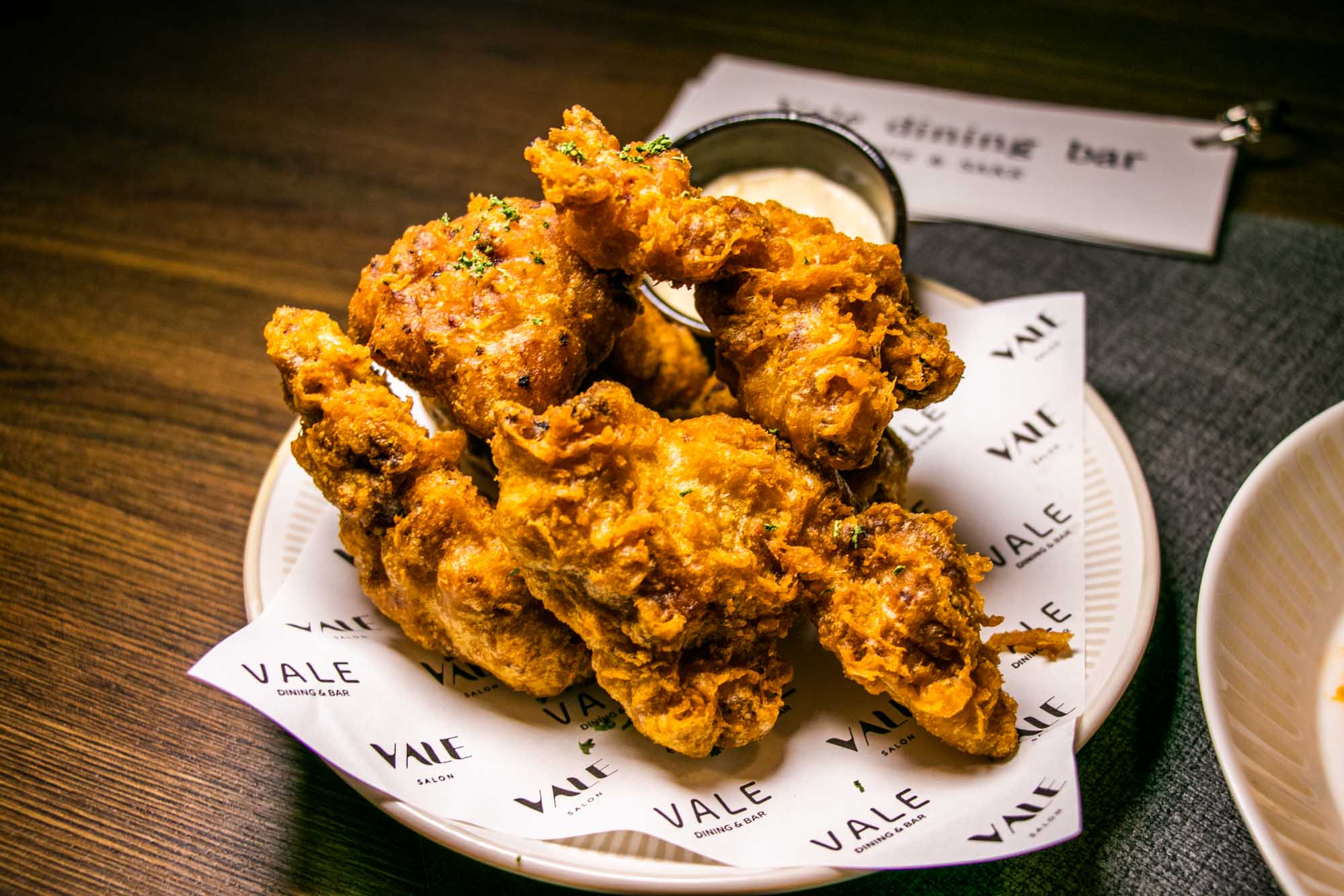 高雄 谷餐酒館 Vale Dining Bar 推薦義大利麵與美味炸雞 聚餐小酌好地方