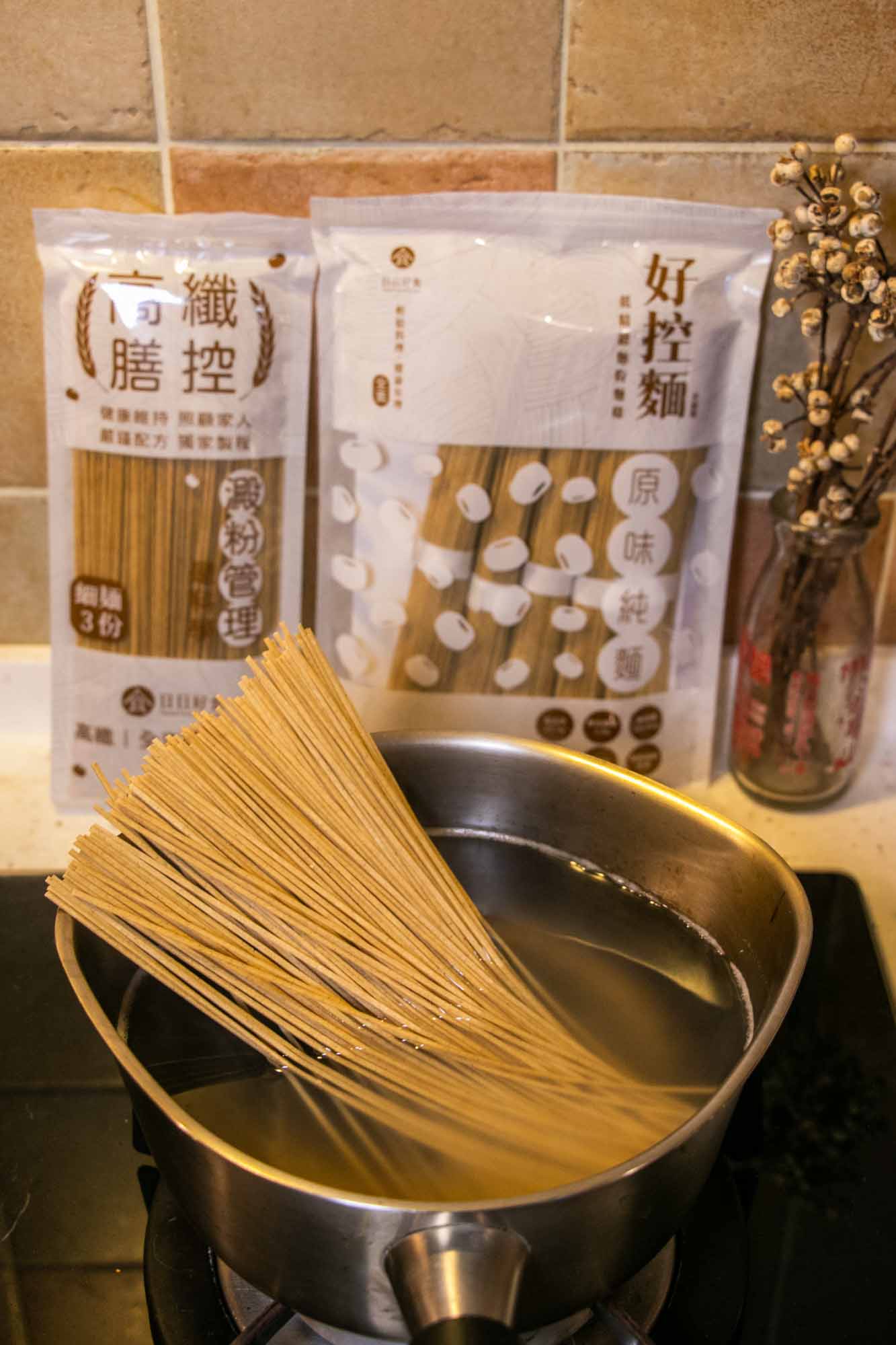 日日好食 好控麵 愛吃麵熱量控制的好選擇!!高蛋白 指數管理必備