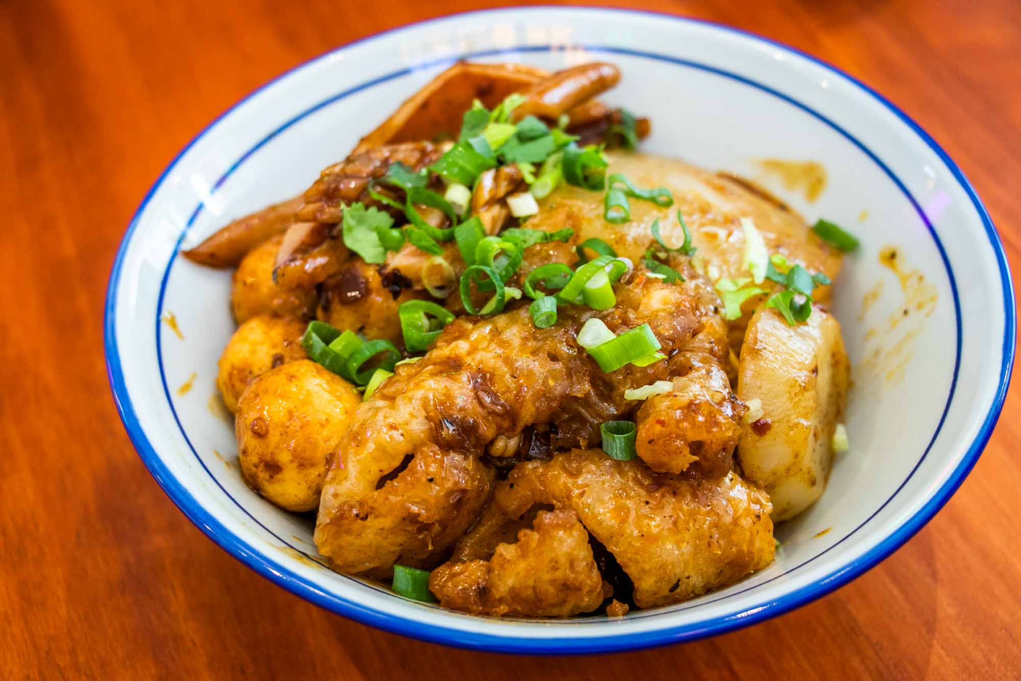 高雄港式料理 爵爵&貓叔商行 推薦自製芋頭糕 手包餛飩麵好吃 - 第14張圖 高雄港式料理 爵爵&貓叔商行 推薦自製芋頭糕 手包餛飩麵好吃
