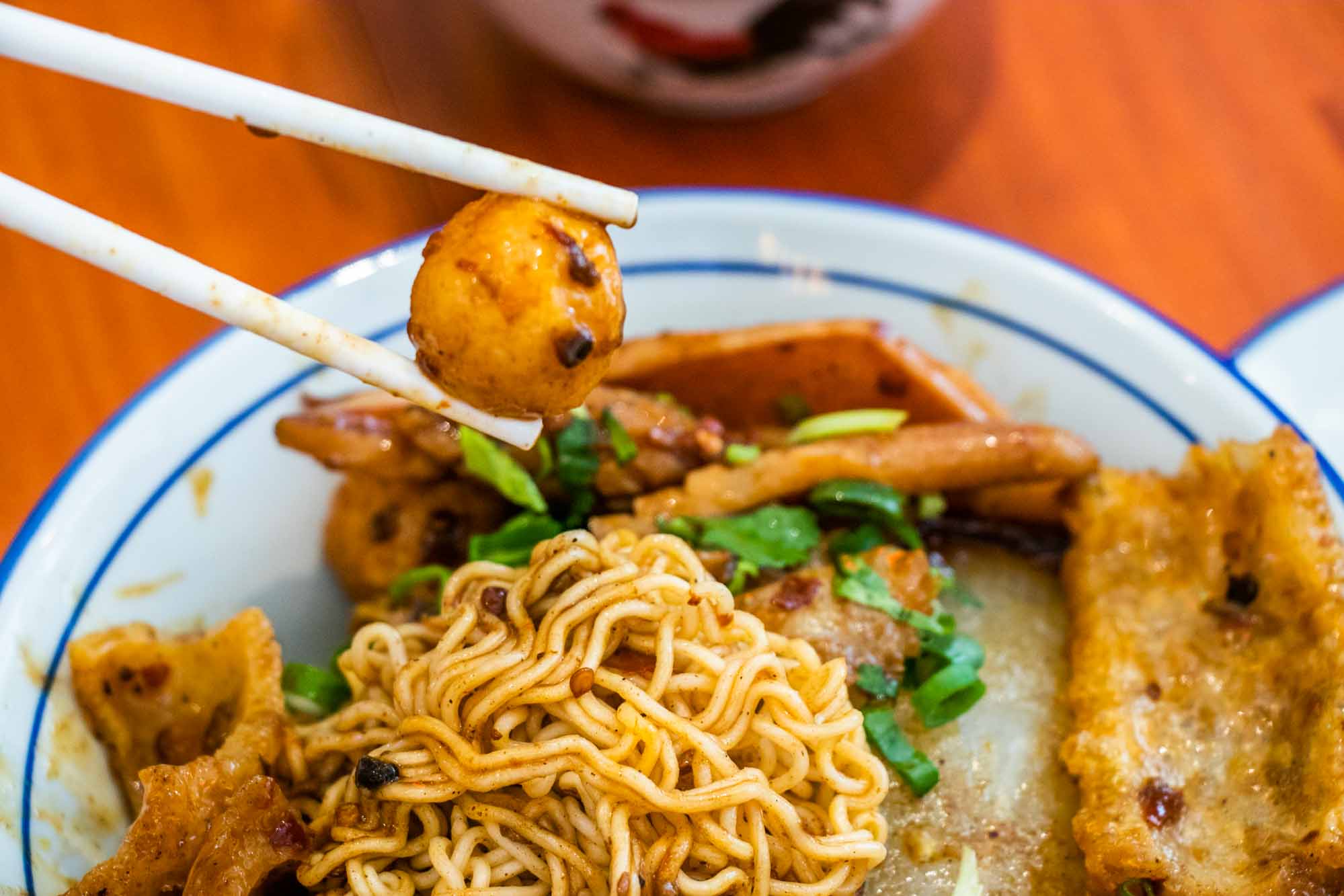 高雄港式料理 爵爵&貓叔商行 推薦自製芋頭糕 手包餛飩麵好吃 - 第17張圖 高雄港式料理 爵爵&貓叔商行 推薦自製芋頭糕 手包餛飩麵好吃