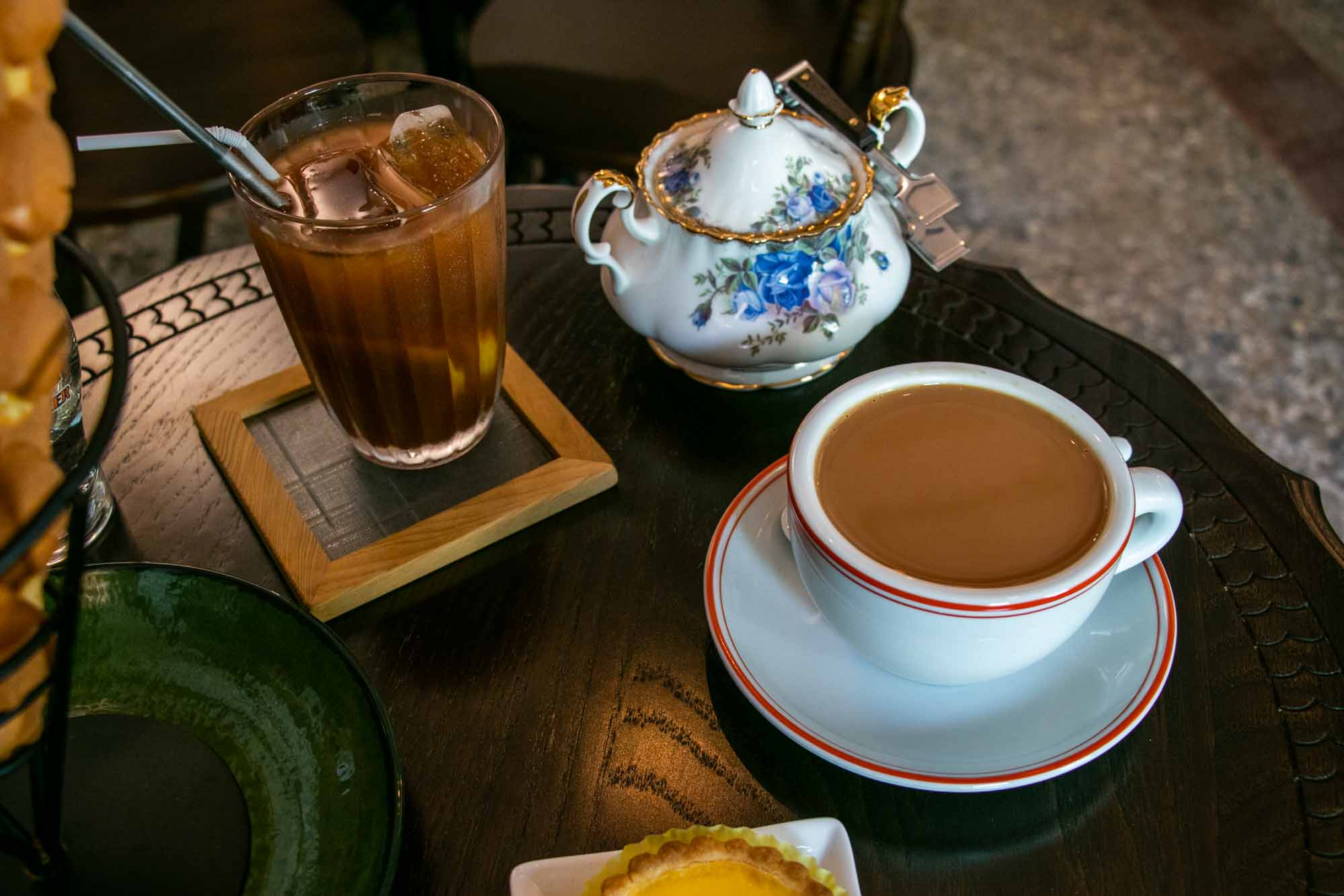 高雄咖啡廳 茄哩啡(kēlēfē) 港式奶茶蛋塔都點的到